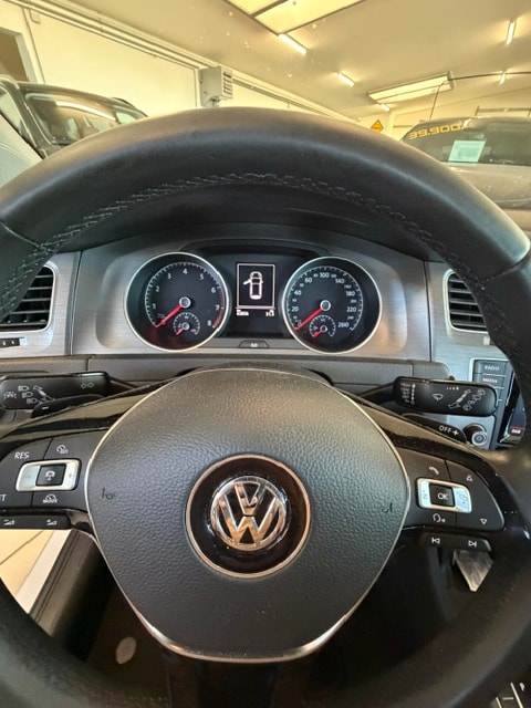 VW Golf 1.2 TSI Comfortline DSG-image-14