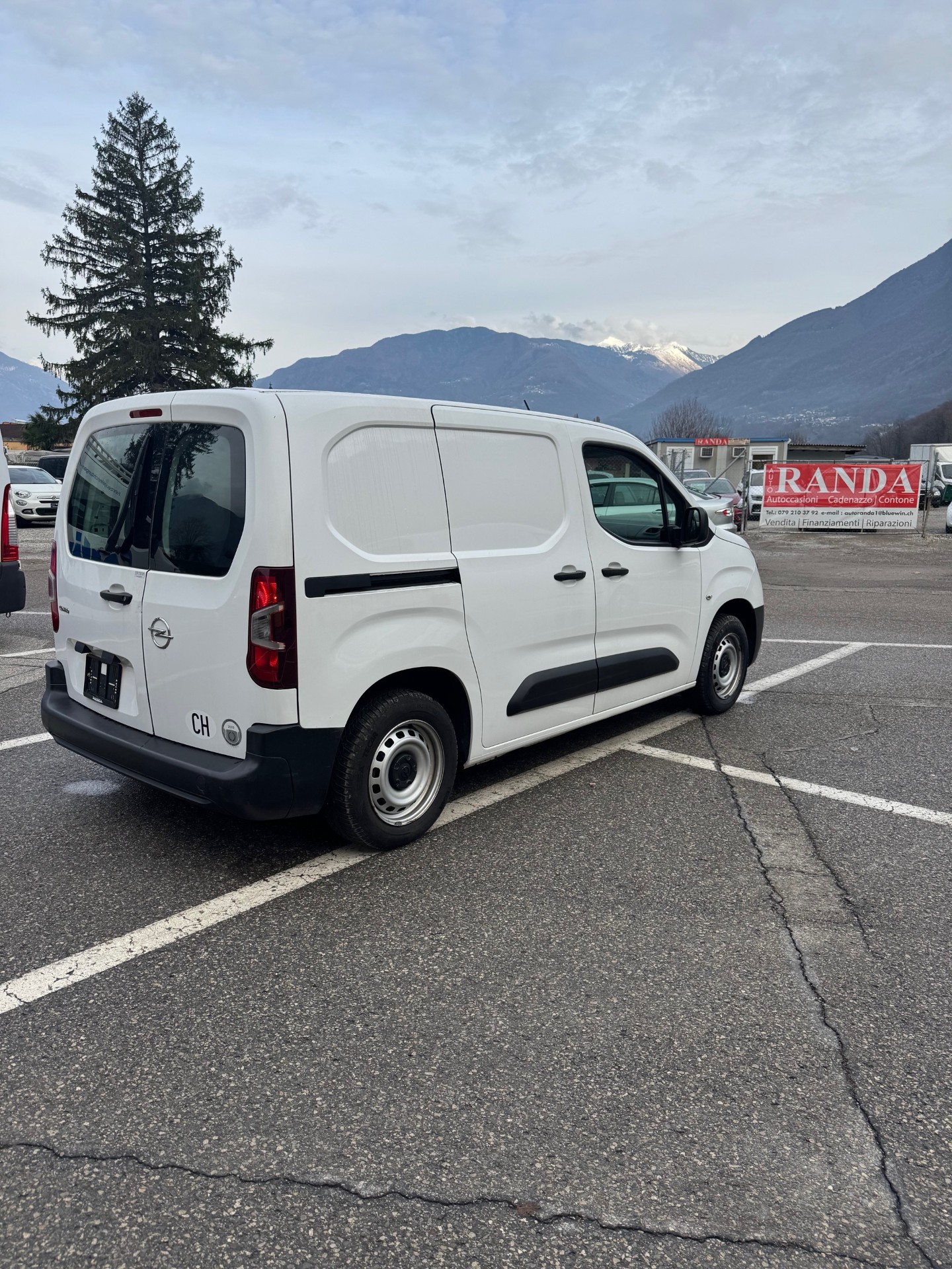 OPEL Combo 1.2 Cargo Basic start/stop-image-1