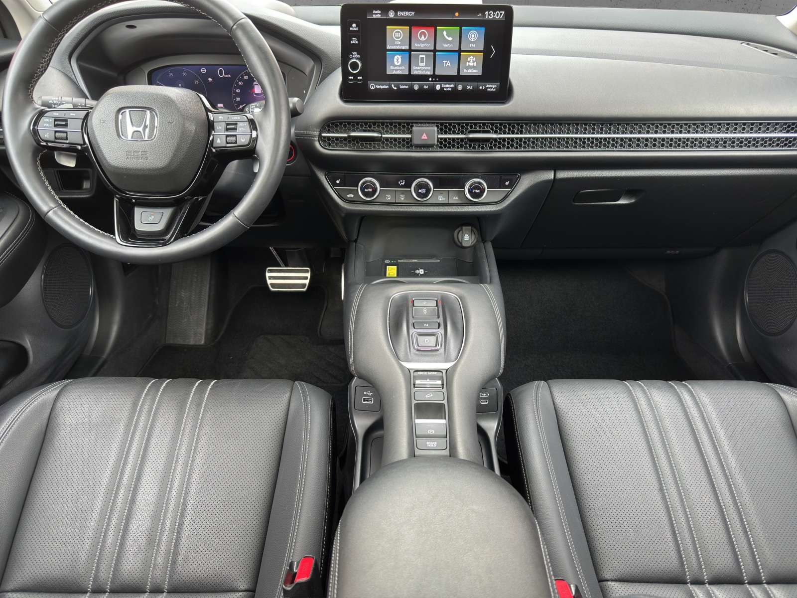 HONDA ZR-V 2.0i MMD Hybrid Advance Automatic-image-7