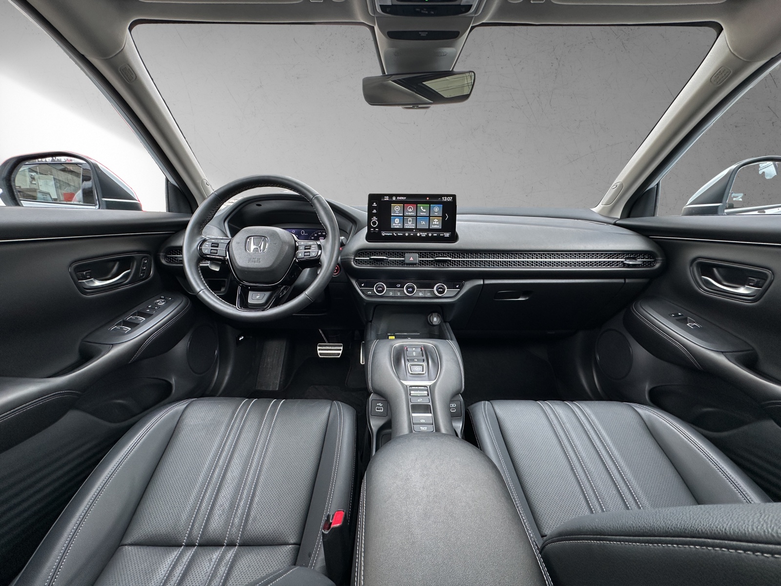 HONDA ZR-V 2.0i MMD Hybrid Advance Automatic-image-6
