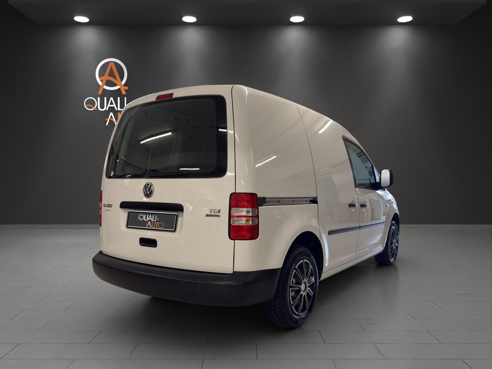 VW Caddy 1.6 TDI BlueMotion Technology-image-3