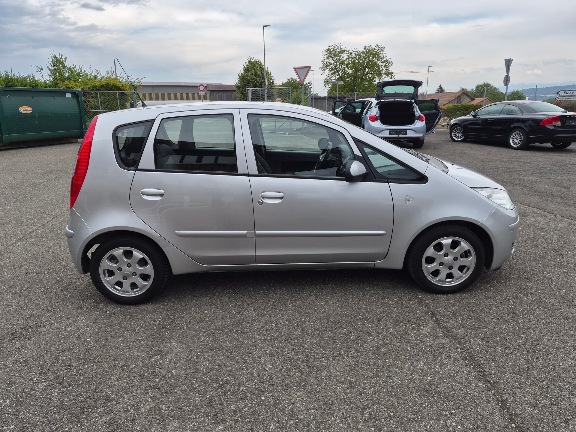 MITSUBISHI Colt 1.3 16V Invite-image-2