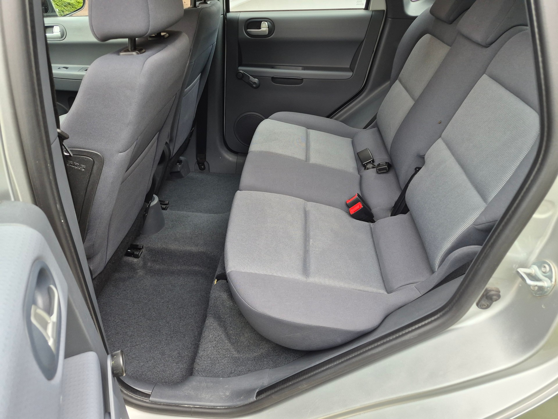 MITSUBISHI Colt 1.3 16V Invite-image-6
