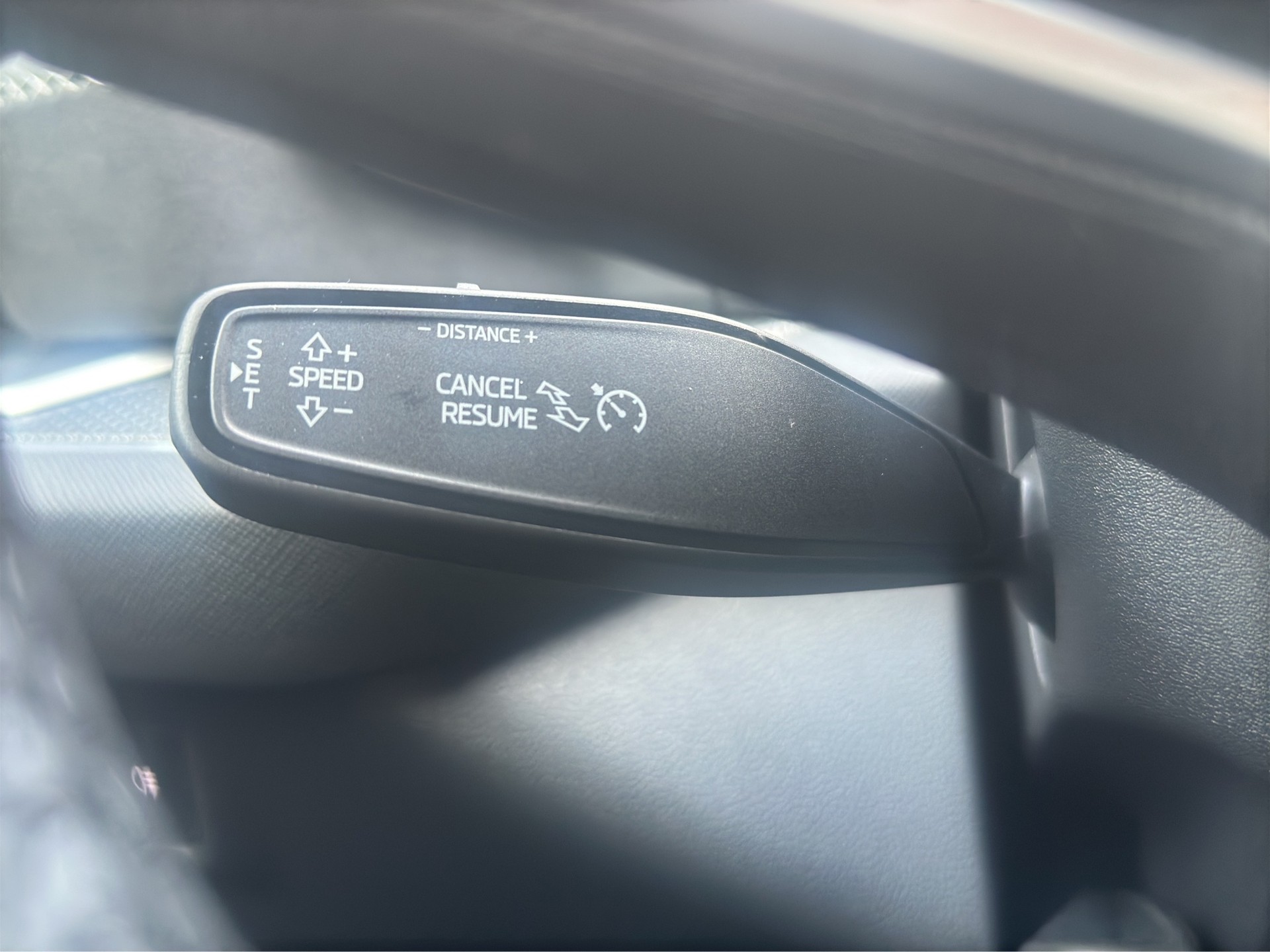 SKODA Kodiaq 1.5 TSI MHEV Sportline 7 Plätze AHK-image-17