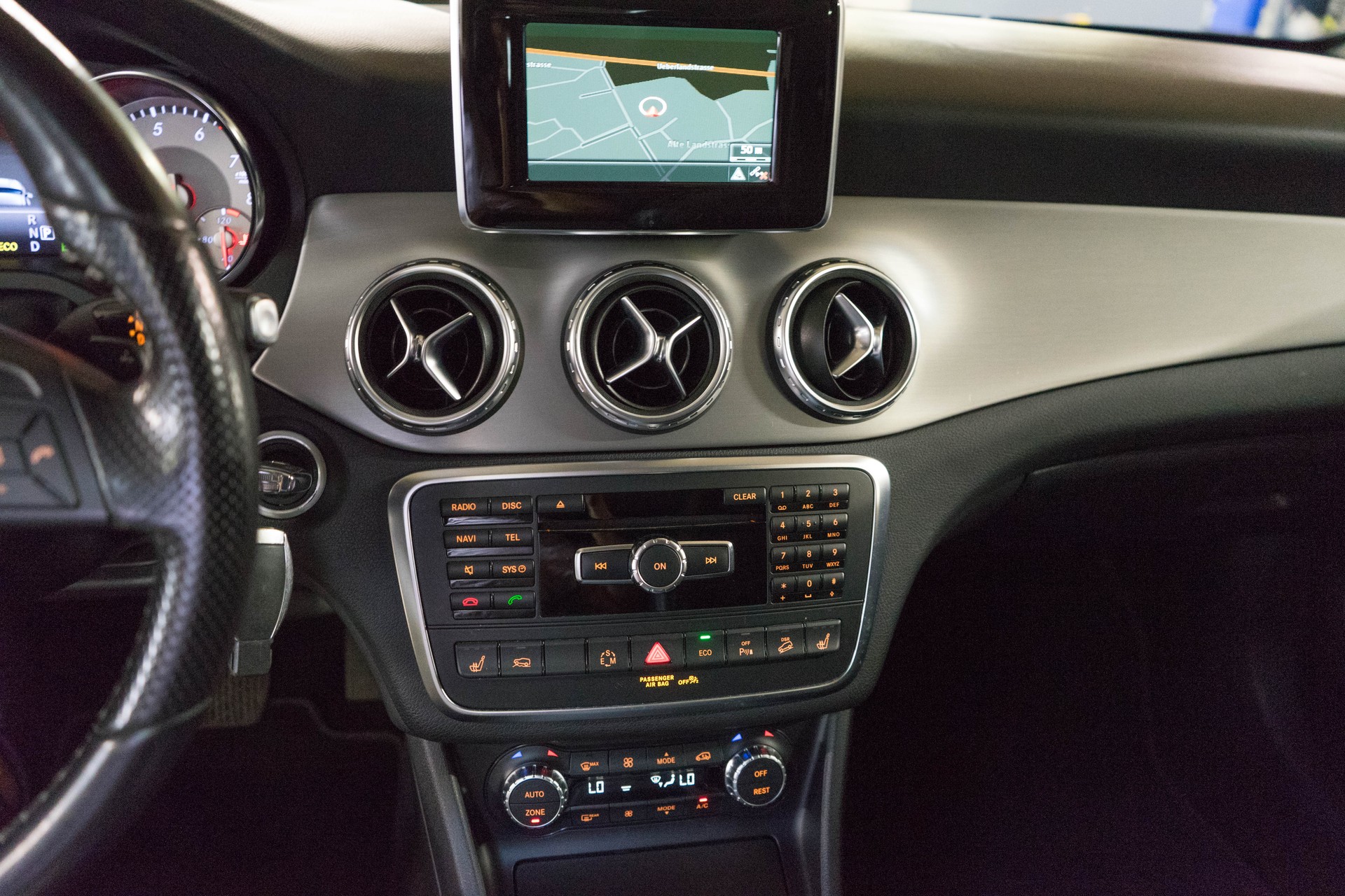 MERCEDES-BENZ GLA 250 4Matic 7G ANHÄNGEKUPPLUNG-image-20
