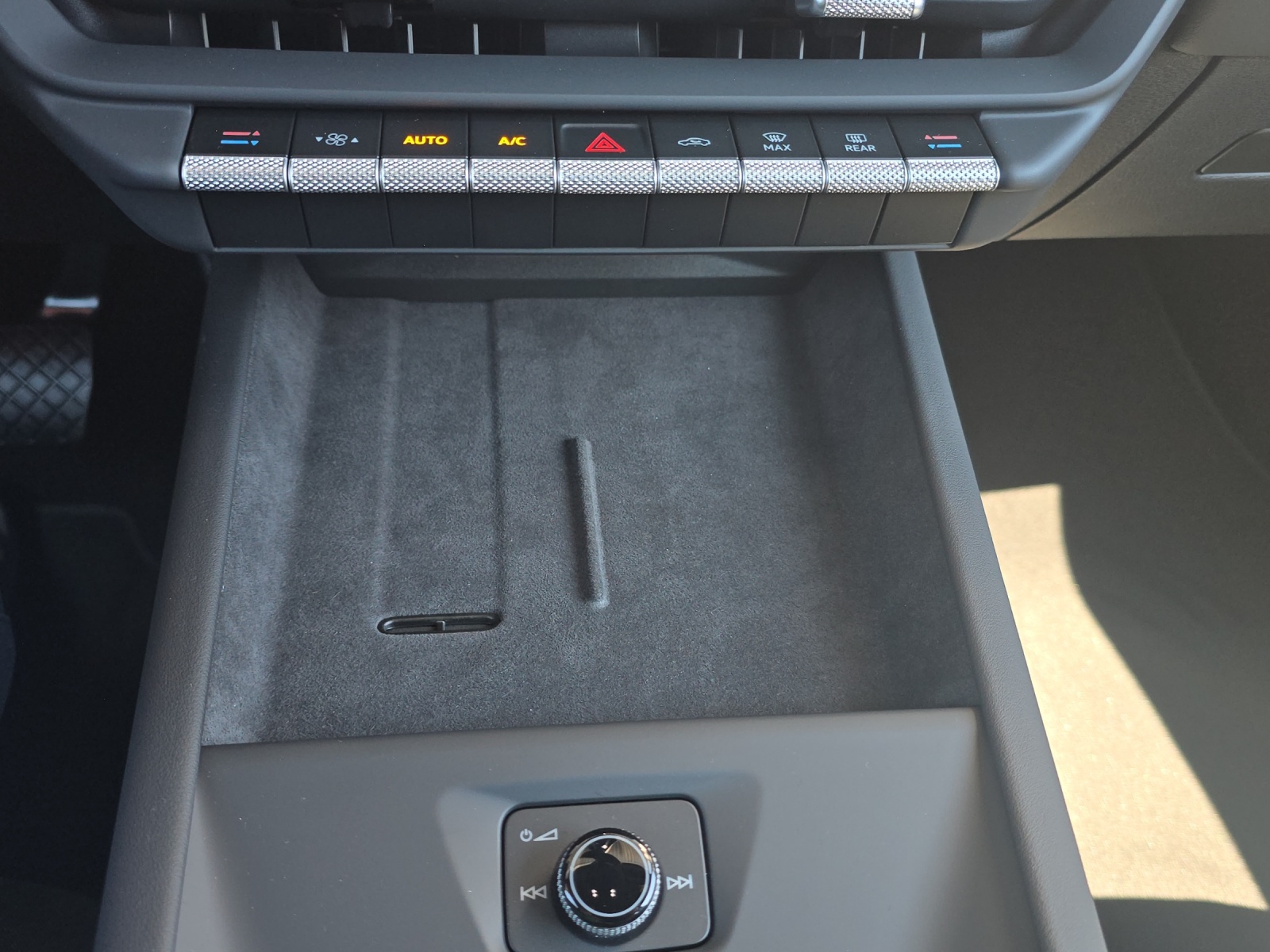 VW ID.3 Neo 50 kWh 170PS Life-image-13