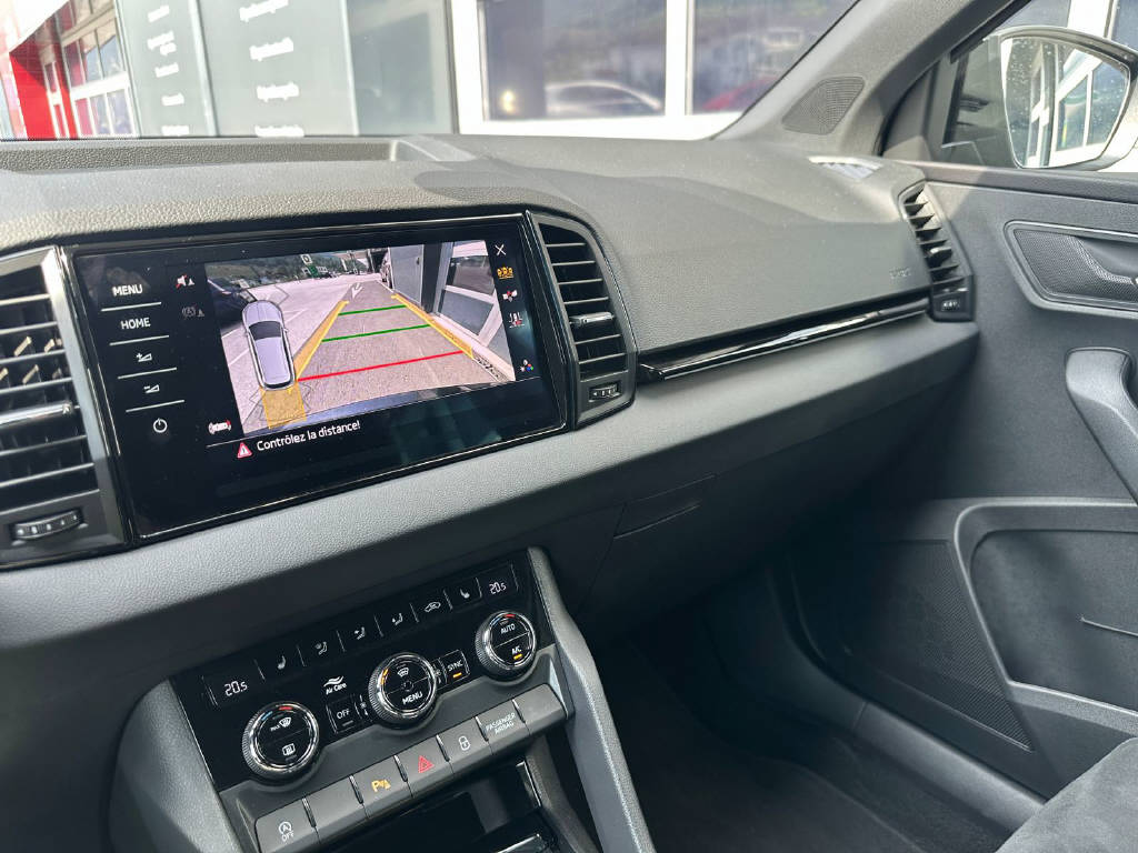 SKODA Karoq 2.0 TSI SportLine 4x4 DSG-image-11