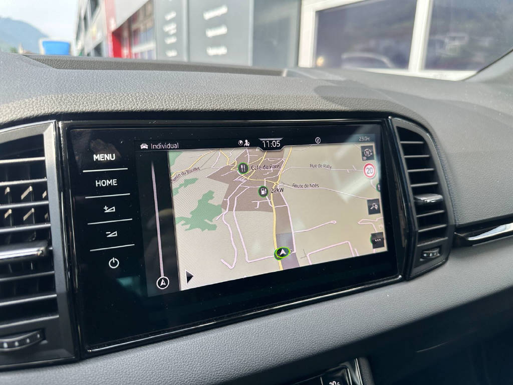 SKODA Karoq 2.0 TSI SportLine 4x4 DSG-image-10