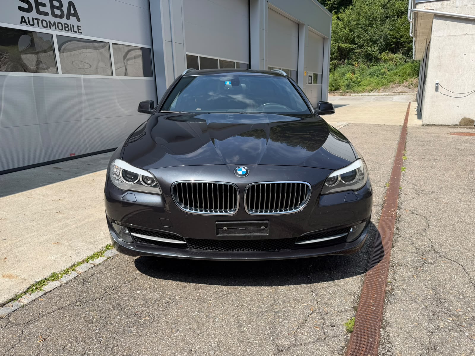 BMW 530d xDrive Touring Steptronic-image-1