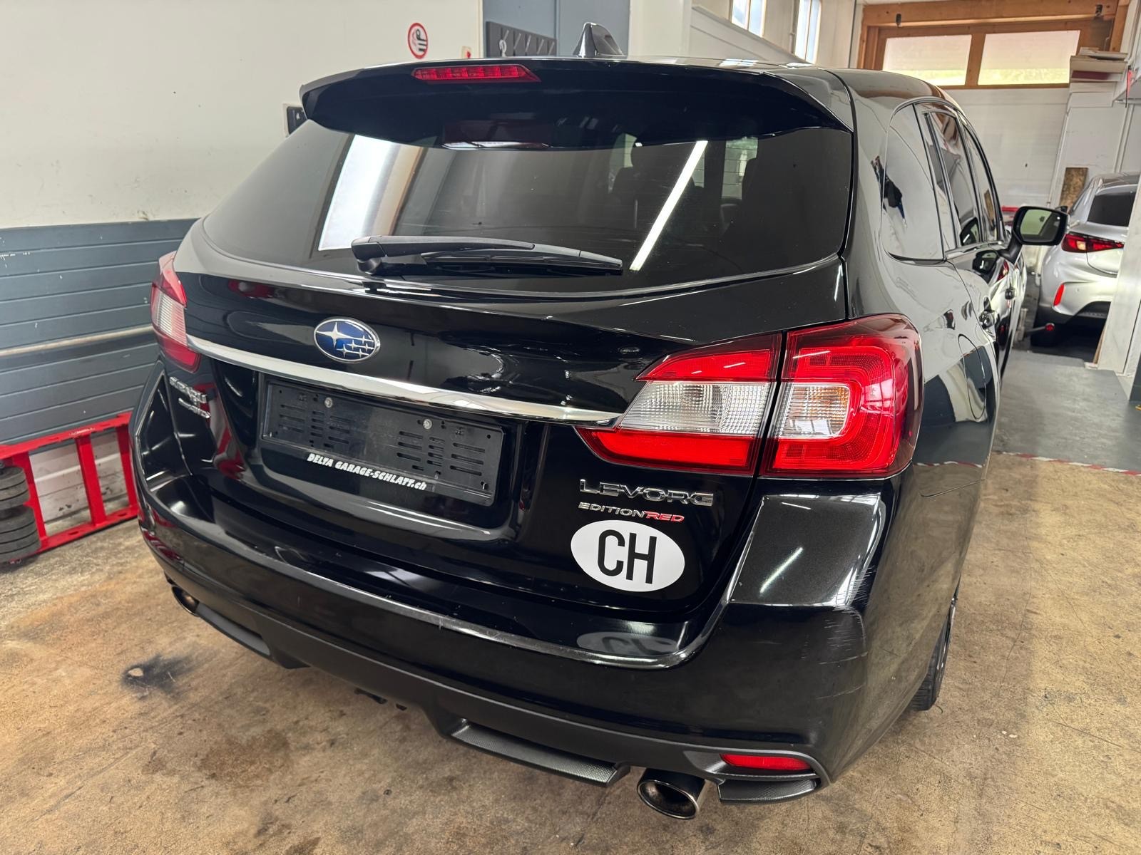 SUBARU Levorg 1.6DIT Swiss S AWD Lineartronic-image-2