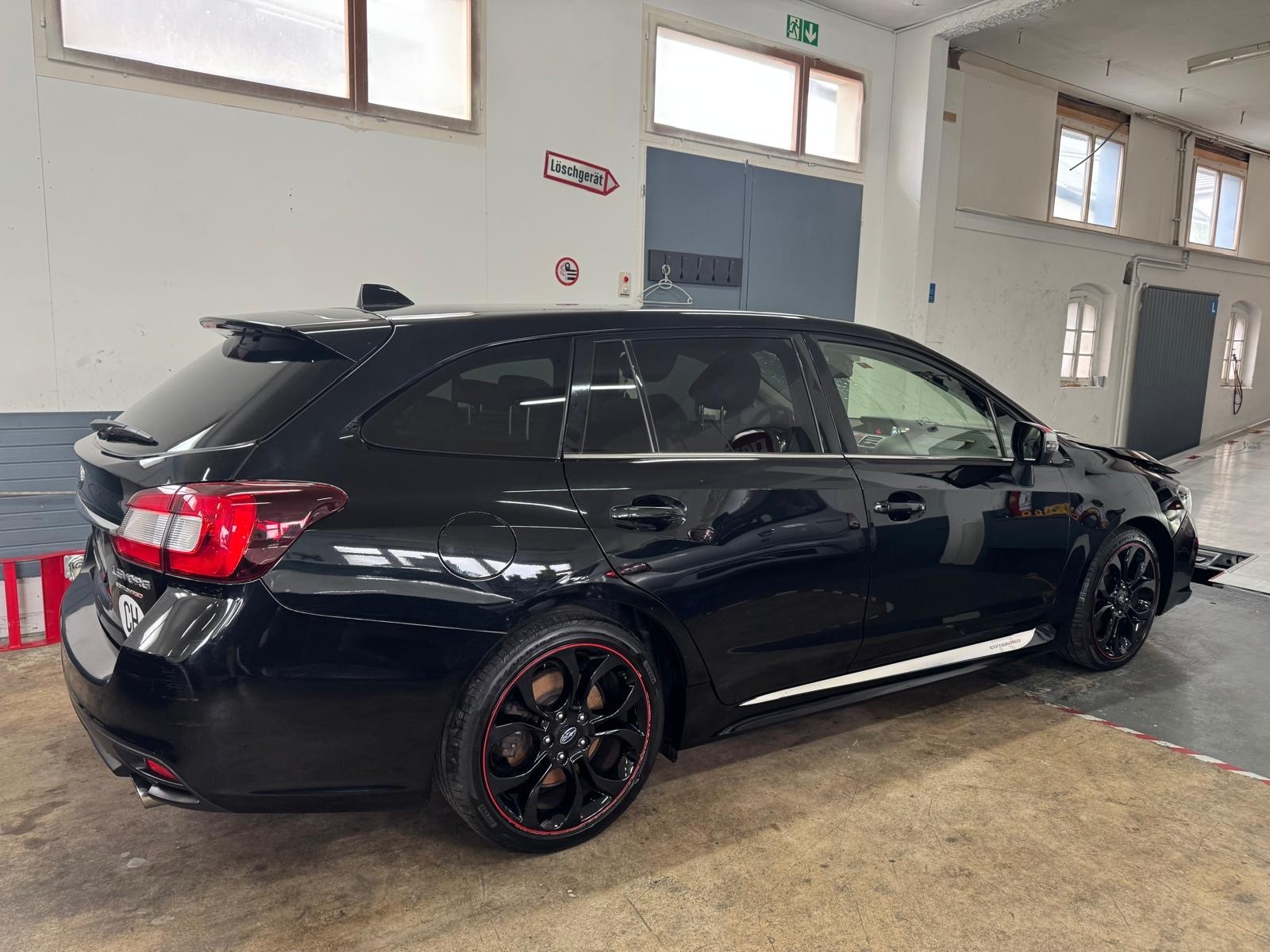 SUBARU Levorg 1.6DIT Swiss S AWD Lineartronic-image-1