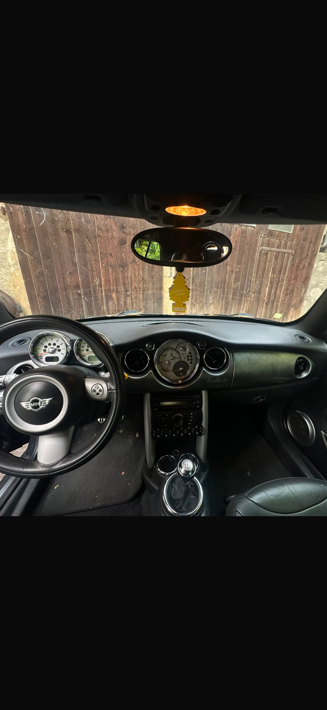 MINI Cooper S Cabriolet-image-2
