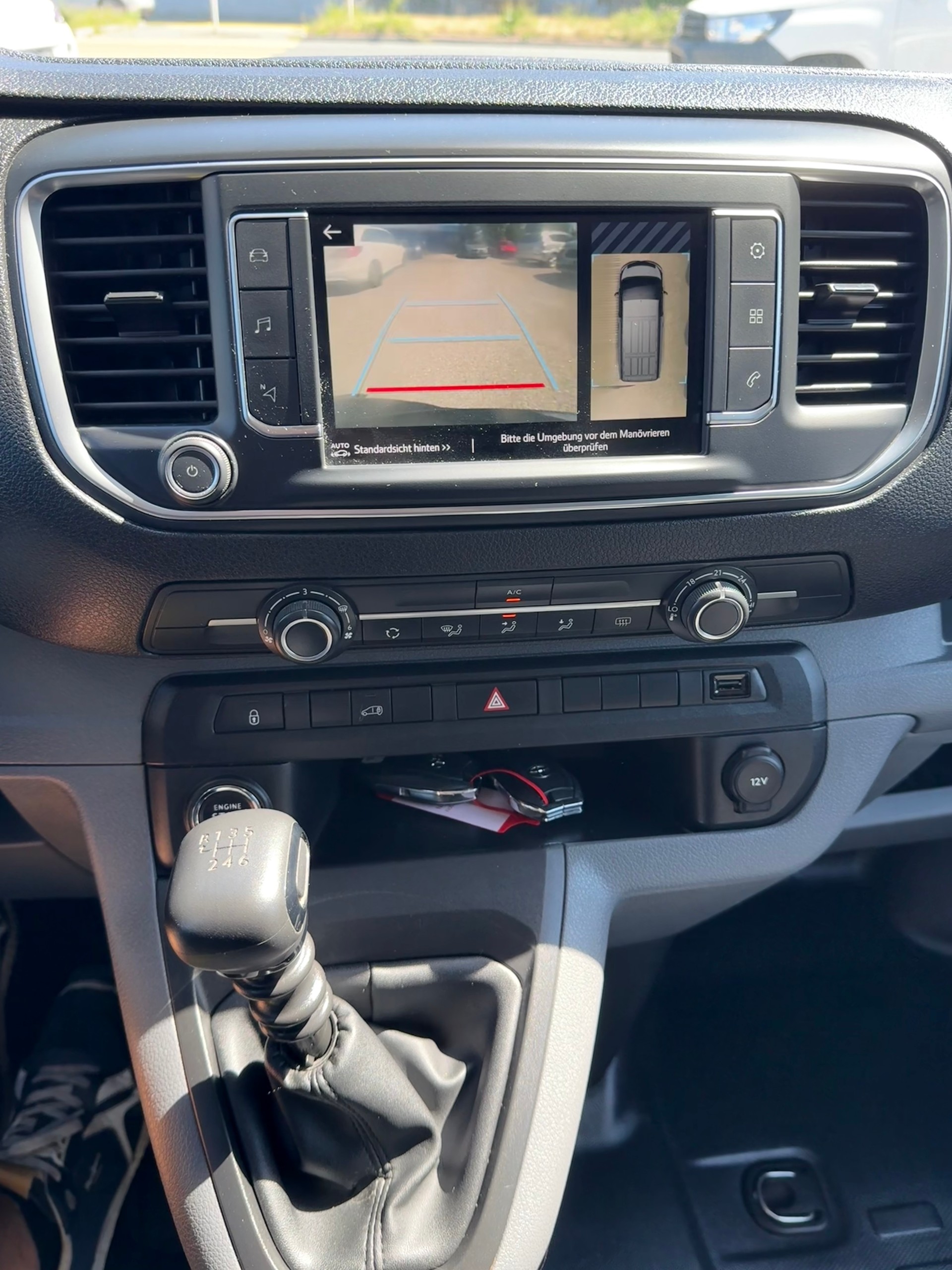 TOYOTA Proace 2.0D Glass Van Long L2 Comfort-image-15