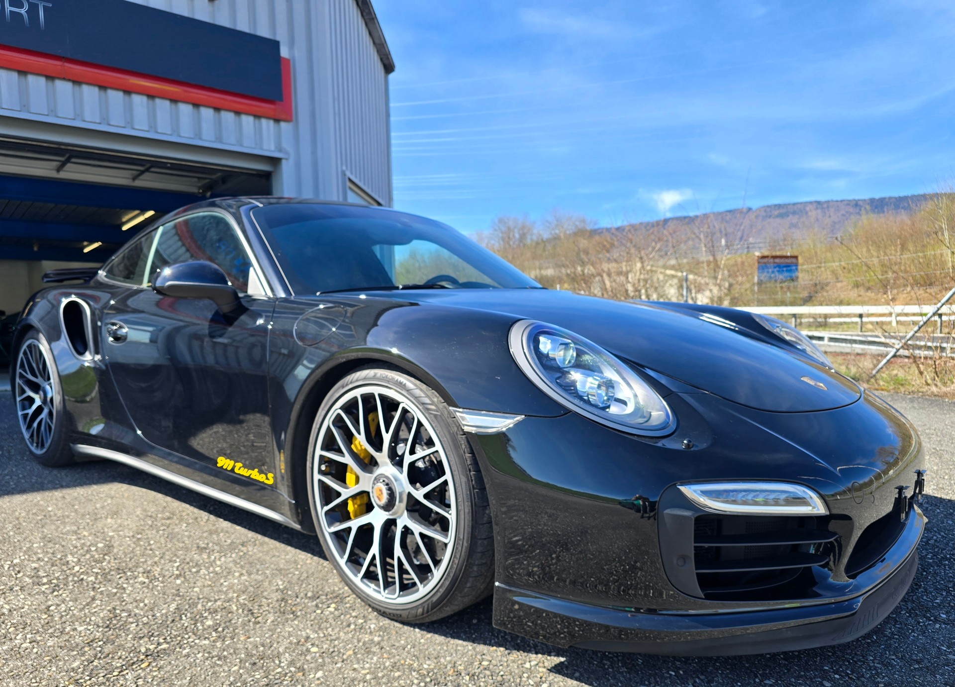 PORSCHE 911 Turbo S PDK-image-2