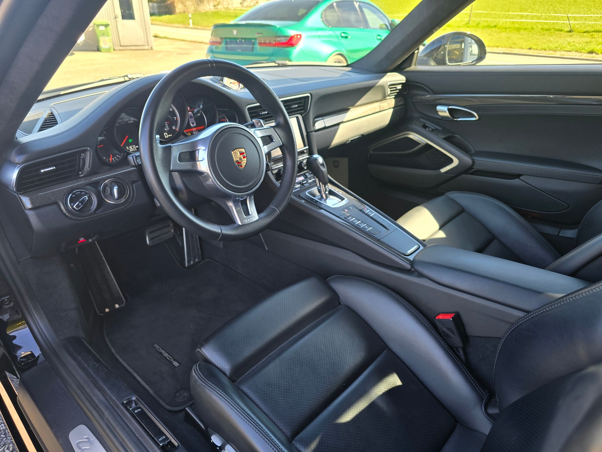 PORSCHE 911 Turbo S PDK-image-11