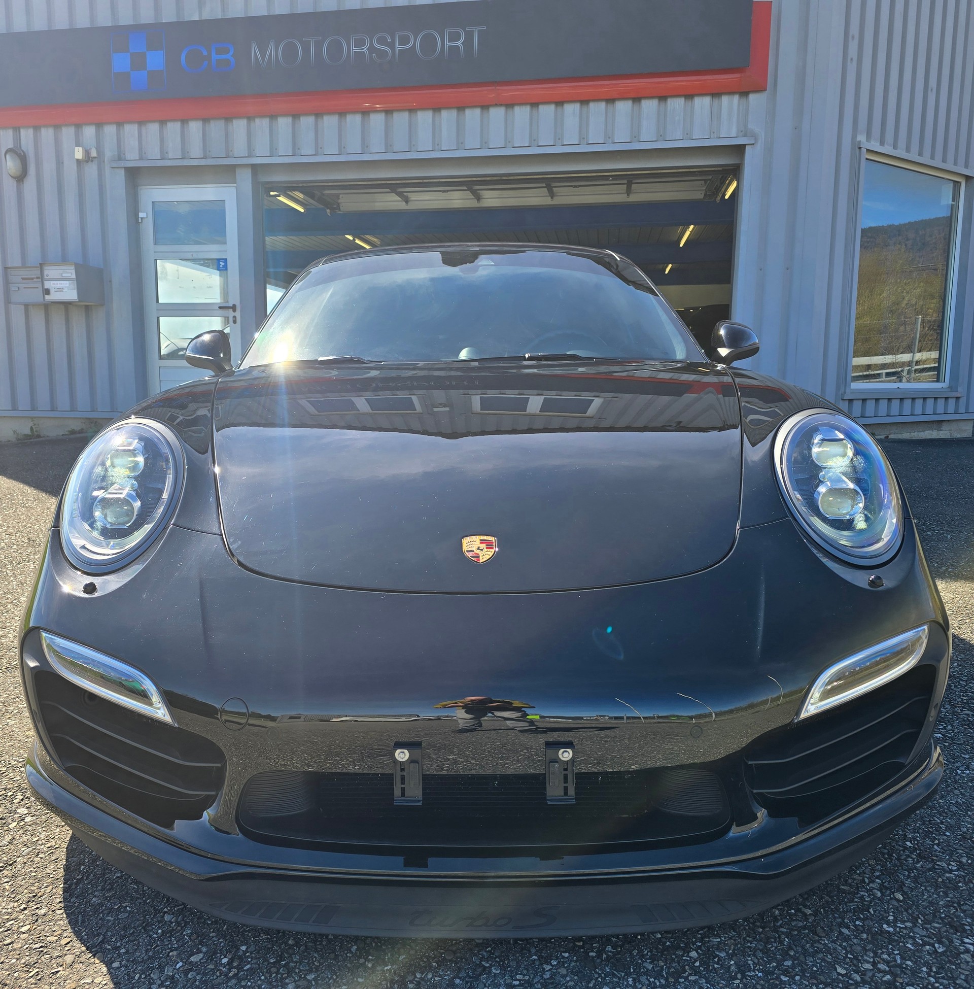 PORSCHE 911 Turbo S PDK-image-1