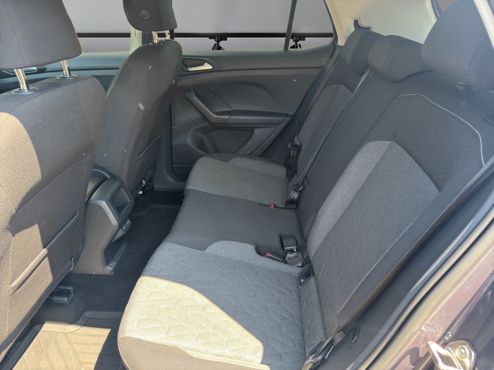 VW T-Cross 1.0 TSI EVO Life DSG-image-10