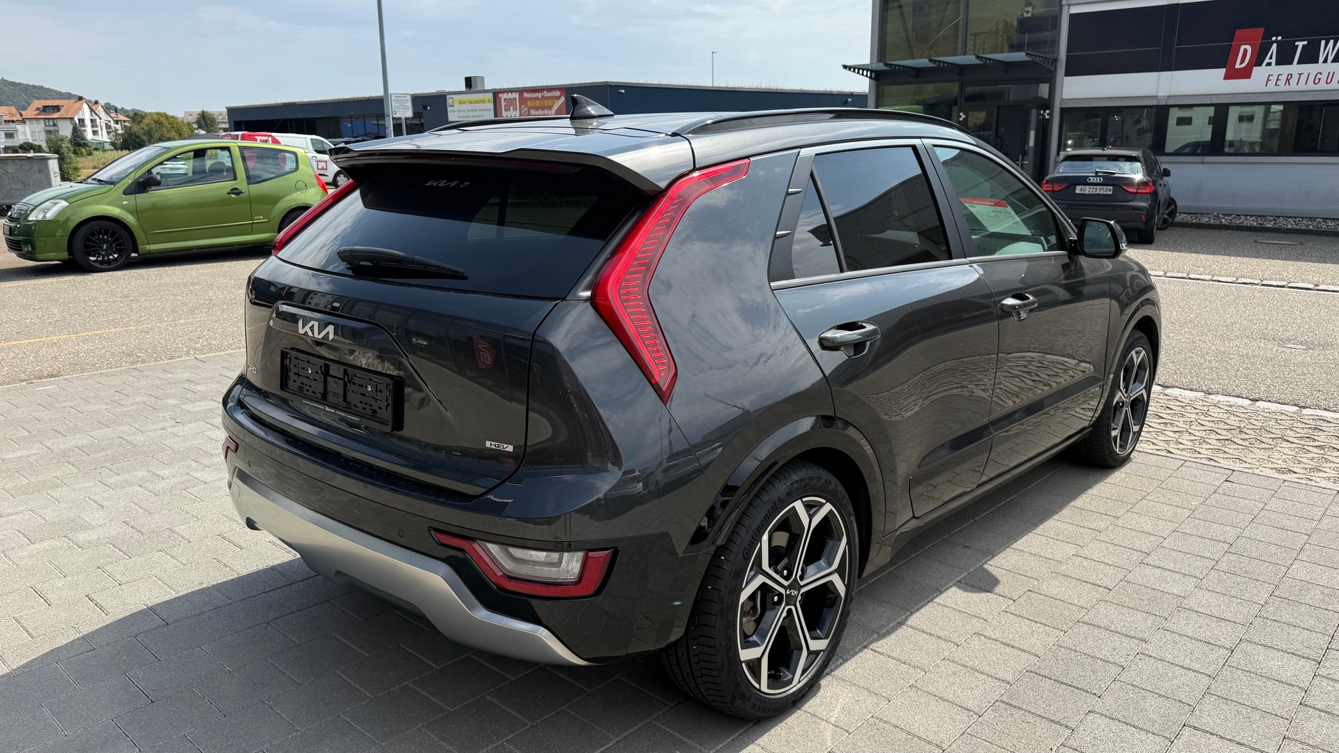KIA Niro 1.6GDi Hybrid DCT Style-image-12