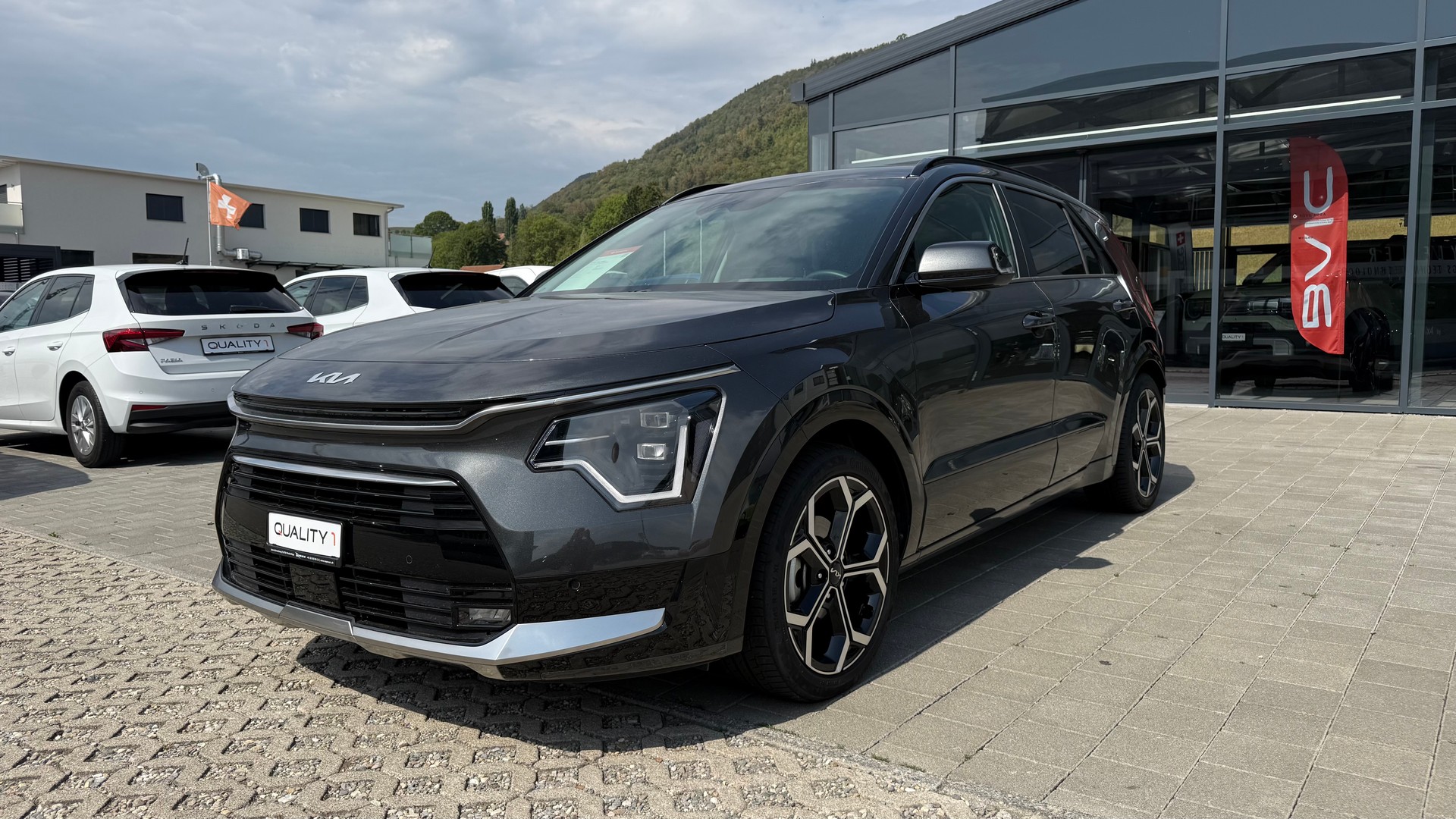 KIA Niro 1.6GDi Hybrid DCT Style-image-0