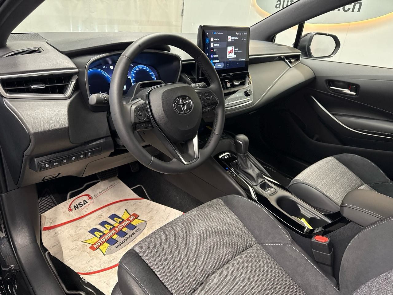 TOYOTA Corolla TS 1.8 HSD Sportline e-CVT 140HP-image-2