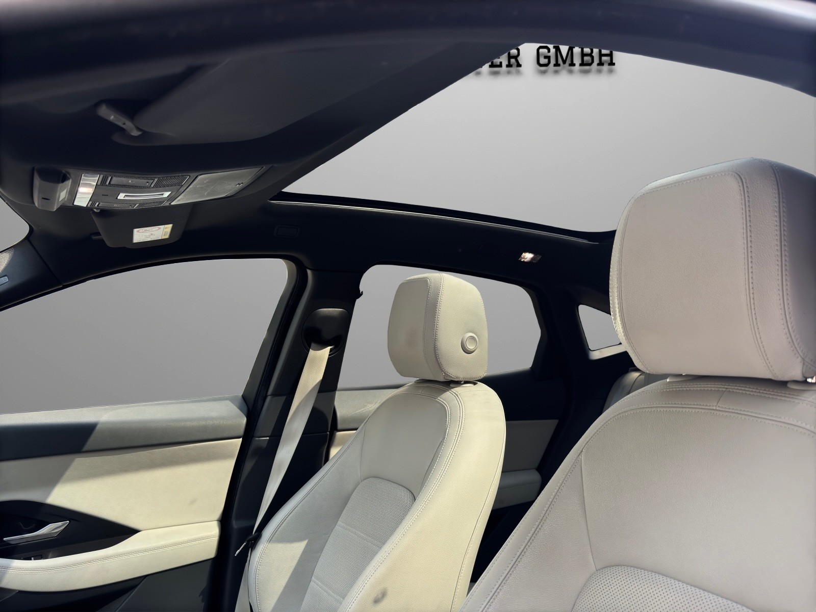 JAGUAR E-Pace P200 R-Dynamic S AWD Automatik-image-12