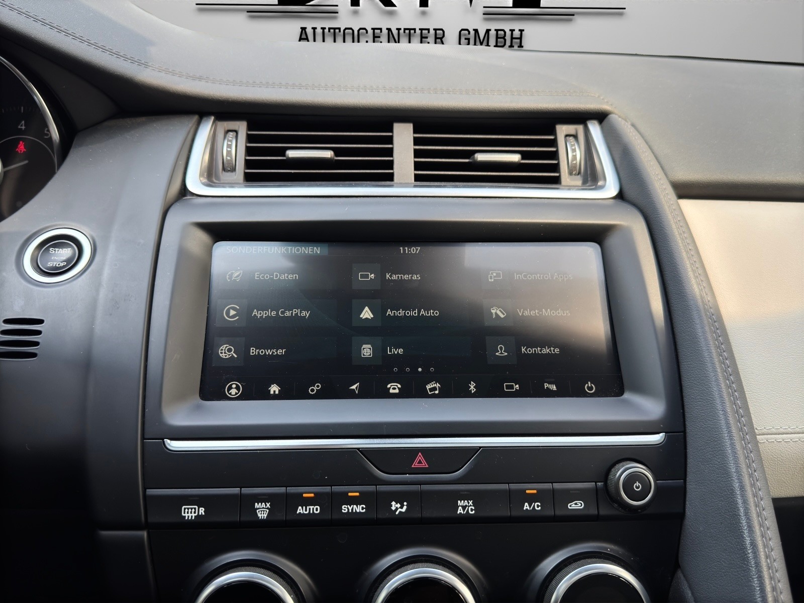 JAGUAR E-Pace P200 R-Dynamic S AWD Automatik-image-17