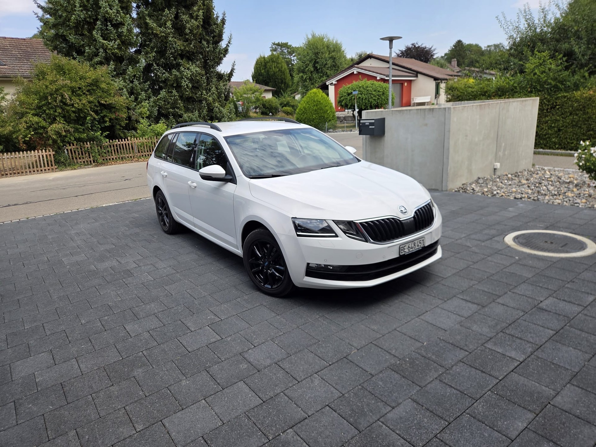 SKODA Octavia Combi 2.0 TSI Ambition 4x4 DSG-image-3