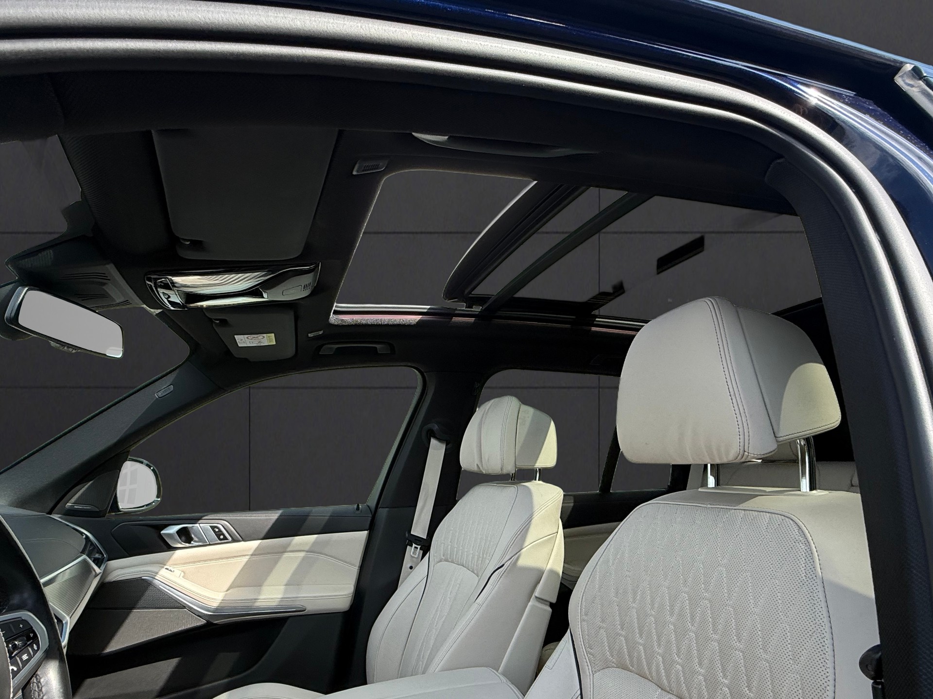 BMW X5 xDrive 48V 40d M Sport Steptronic-image-10