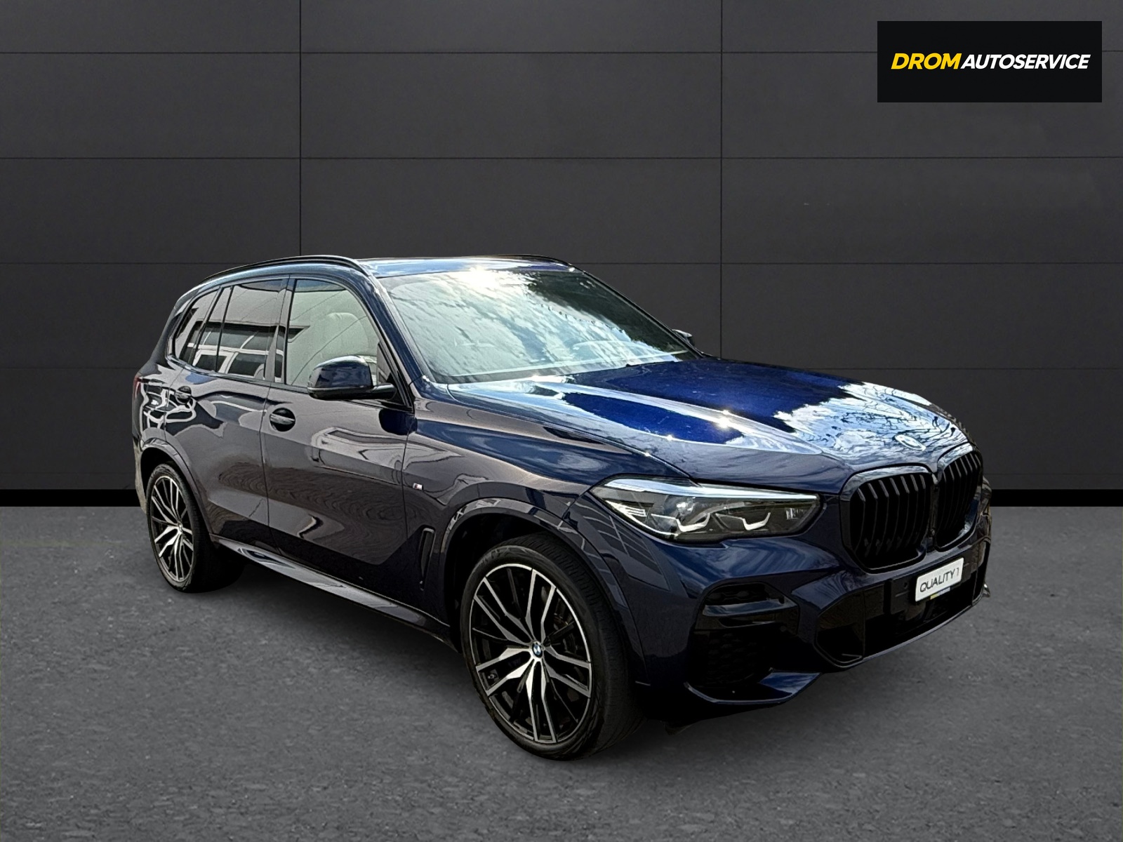 BMW X5 xDrive 48V 40d M Sport Steptronic-image-1