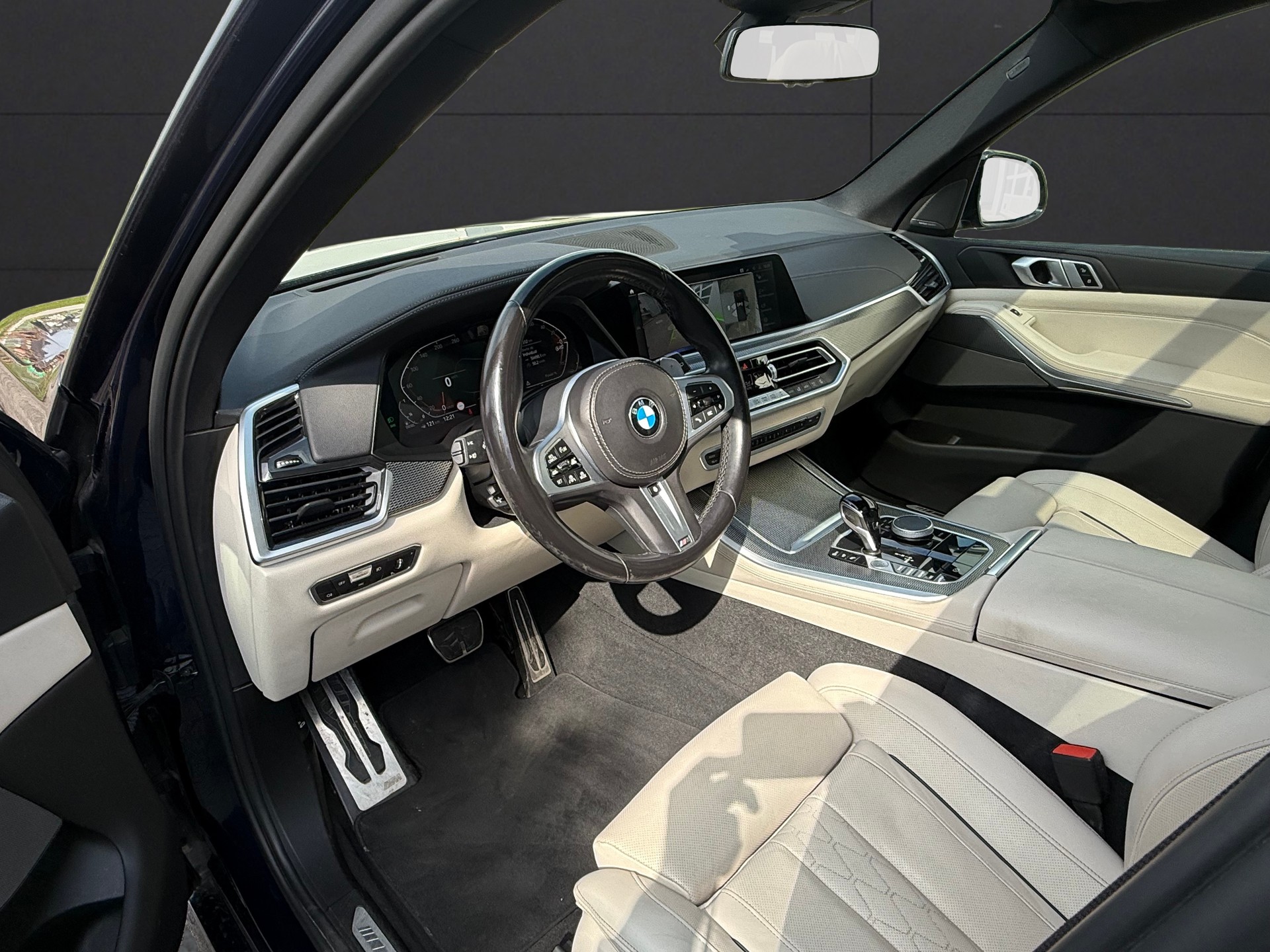 BMW X5 xDrive 48V 40d M Sport Steptronic-image-9