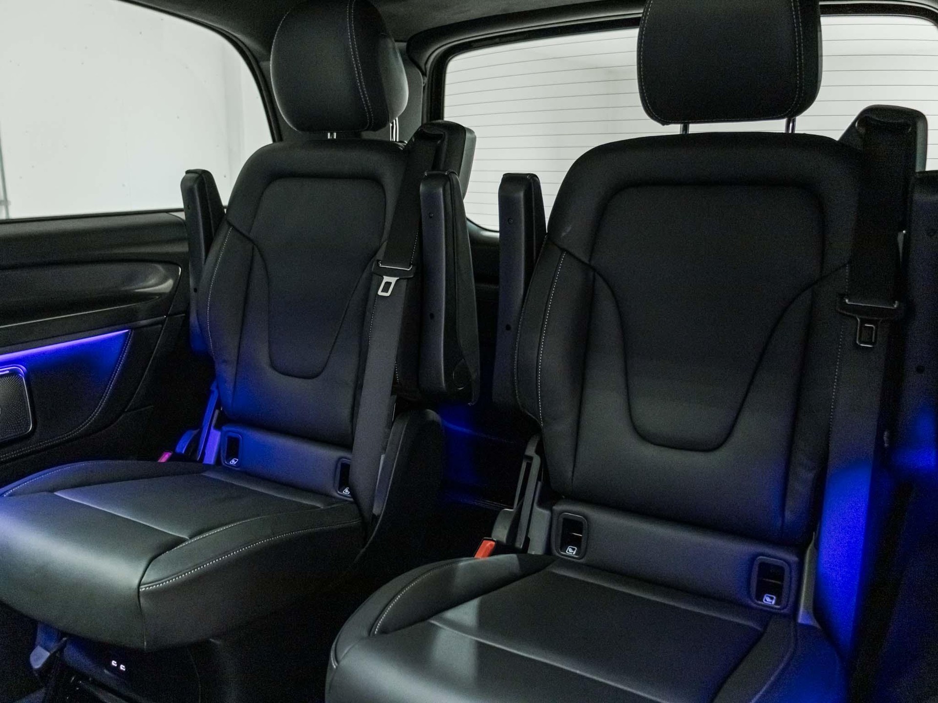 MERCEDES-BENZ V 300 d 4MATIC EXCLUSIVE L-image-8