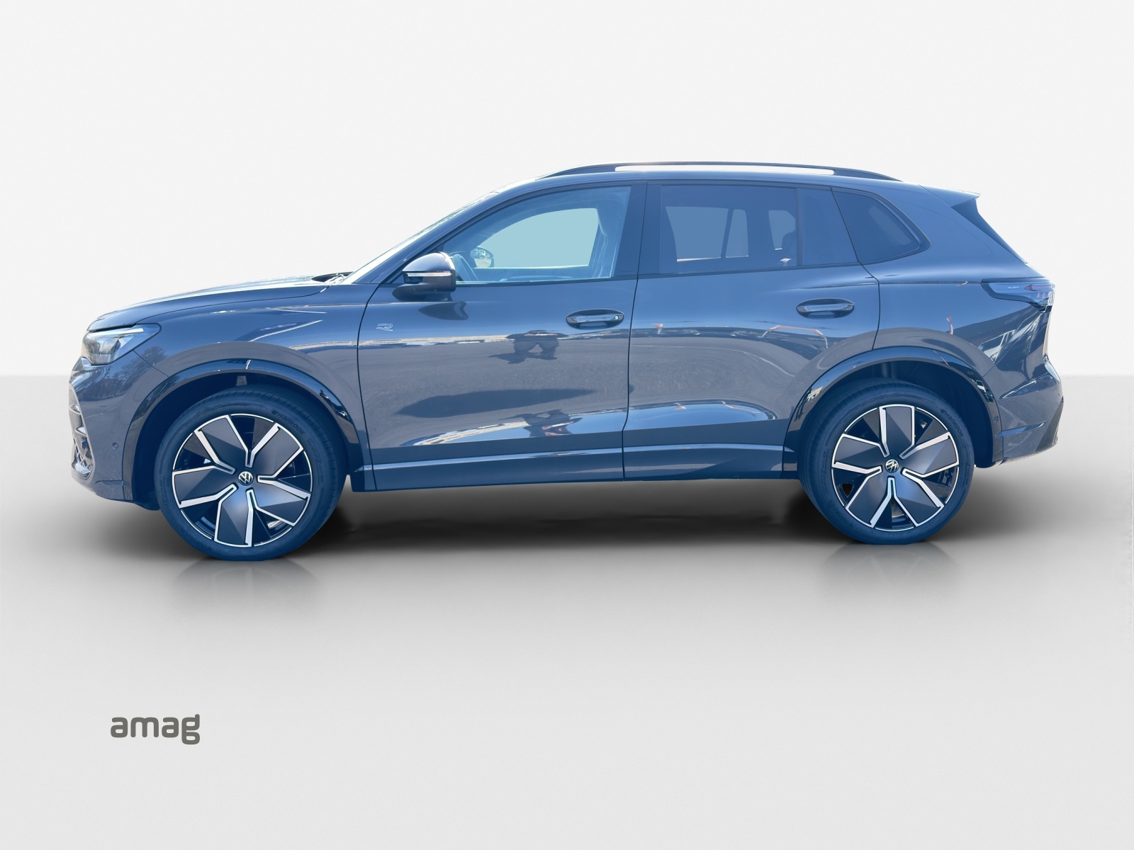 VW Tiguan 2.0 TSI DSG R-Line 4Motion-showroom-element-1
