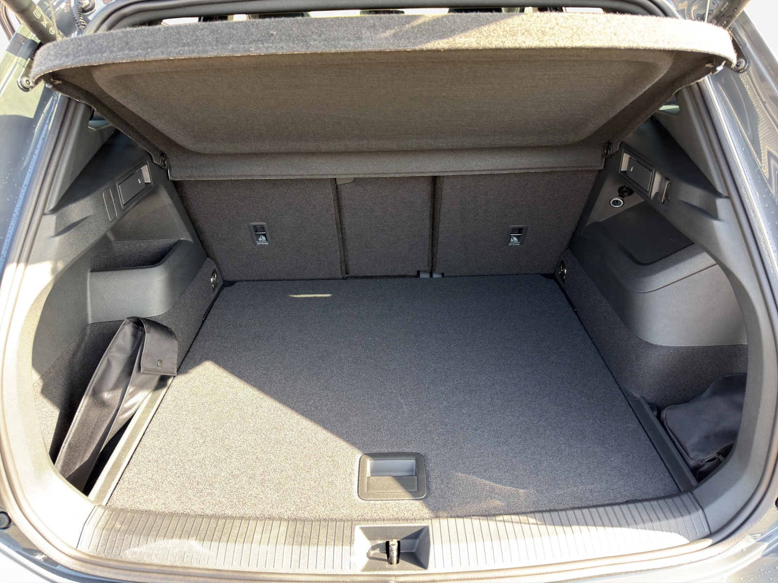 VW Tiguan 2.0 TSI DSG R-Line 4Motion-image-12
