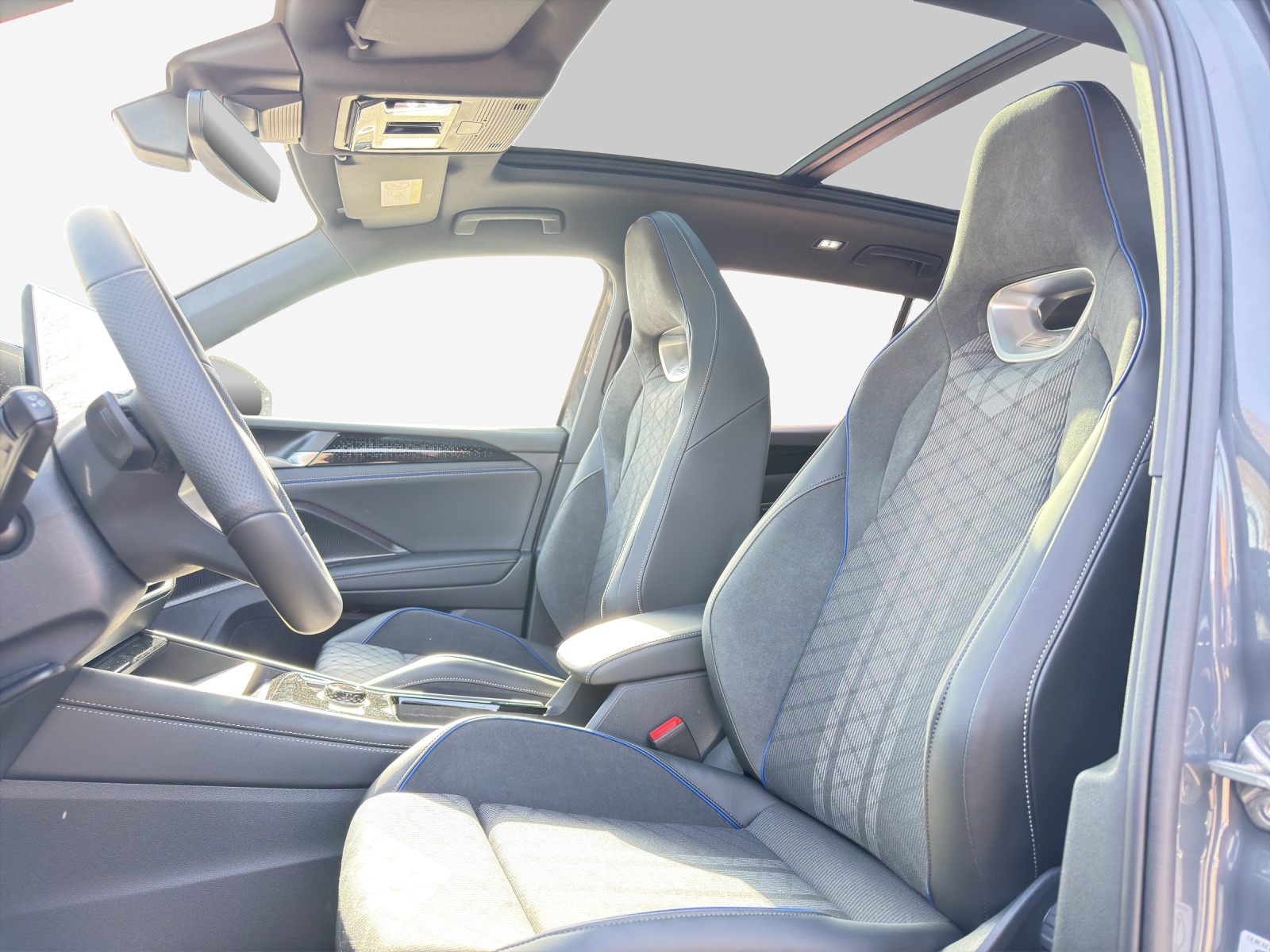 VW Tiguan 2.0 TSI DSG R-Line 4Motion-image-7