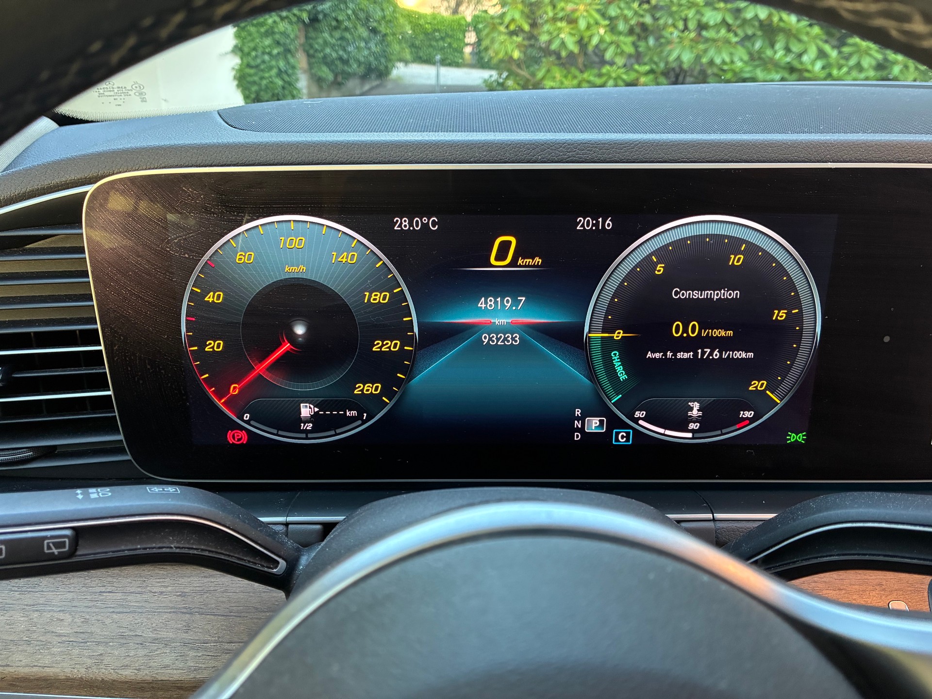 MERCEDES-BENZ GLE 350 d 4matic-image-2