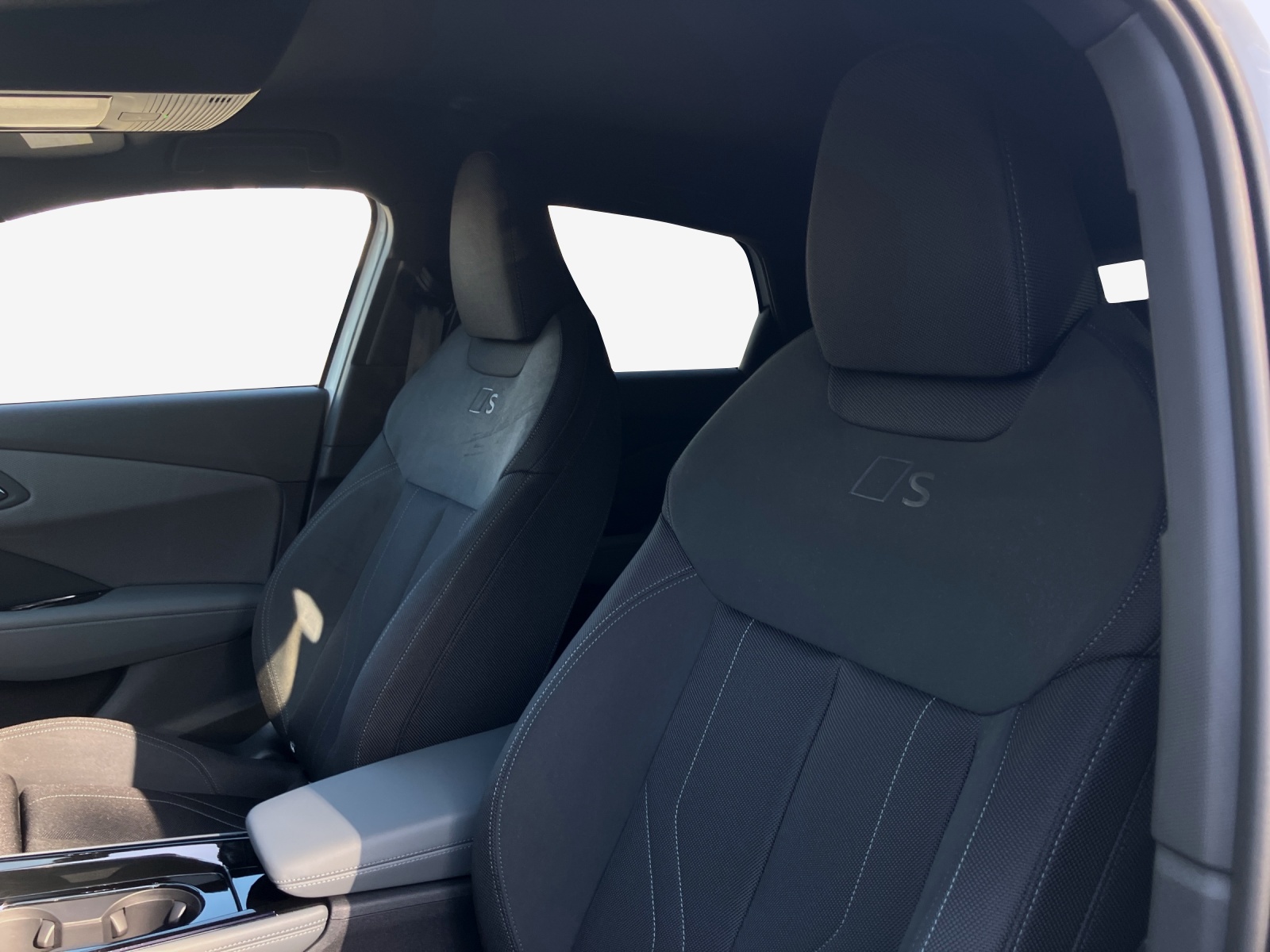 AUDI Q3 Sportback 110 kW TFSI S tronic-image-15