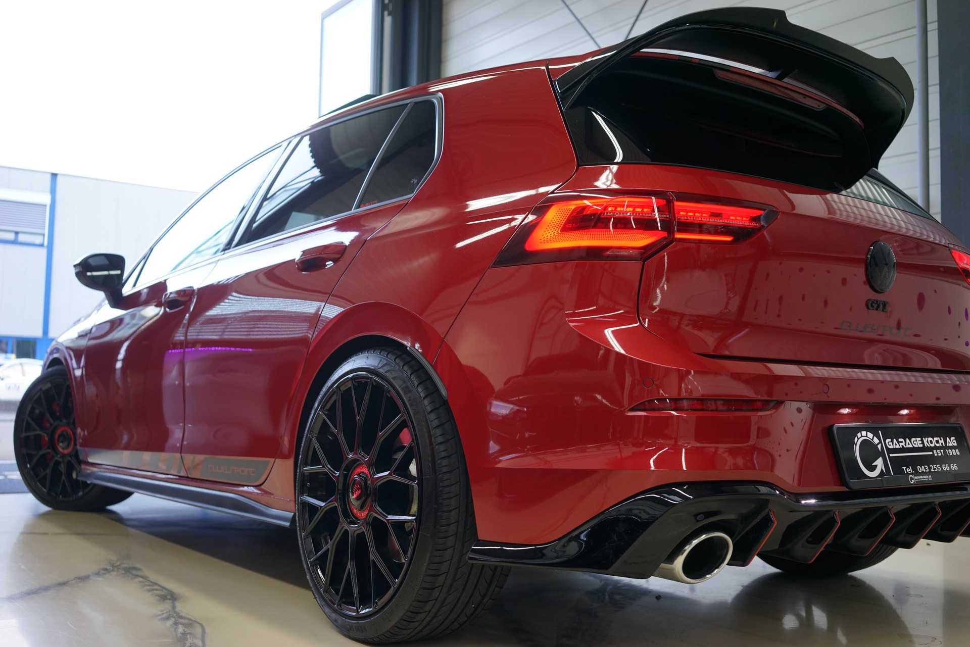 VW Golf 2.0 TSI GTI Clubsport DSG-image-5