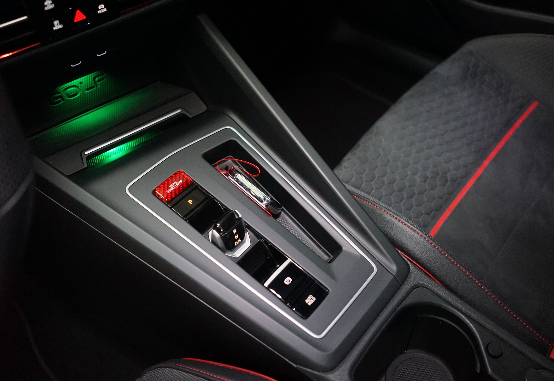 VW Golf 2.0 TSI GTI Clubsport DSG-image-19