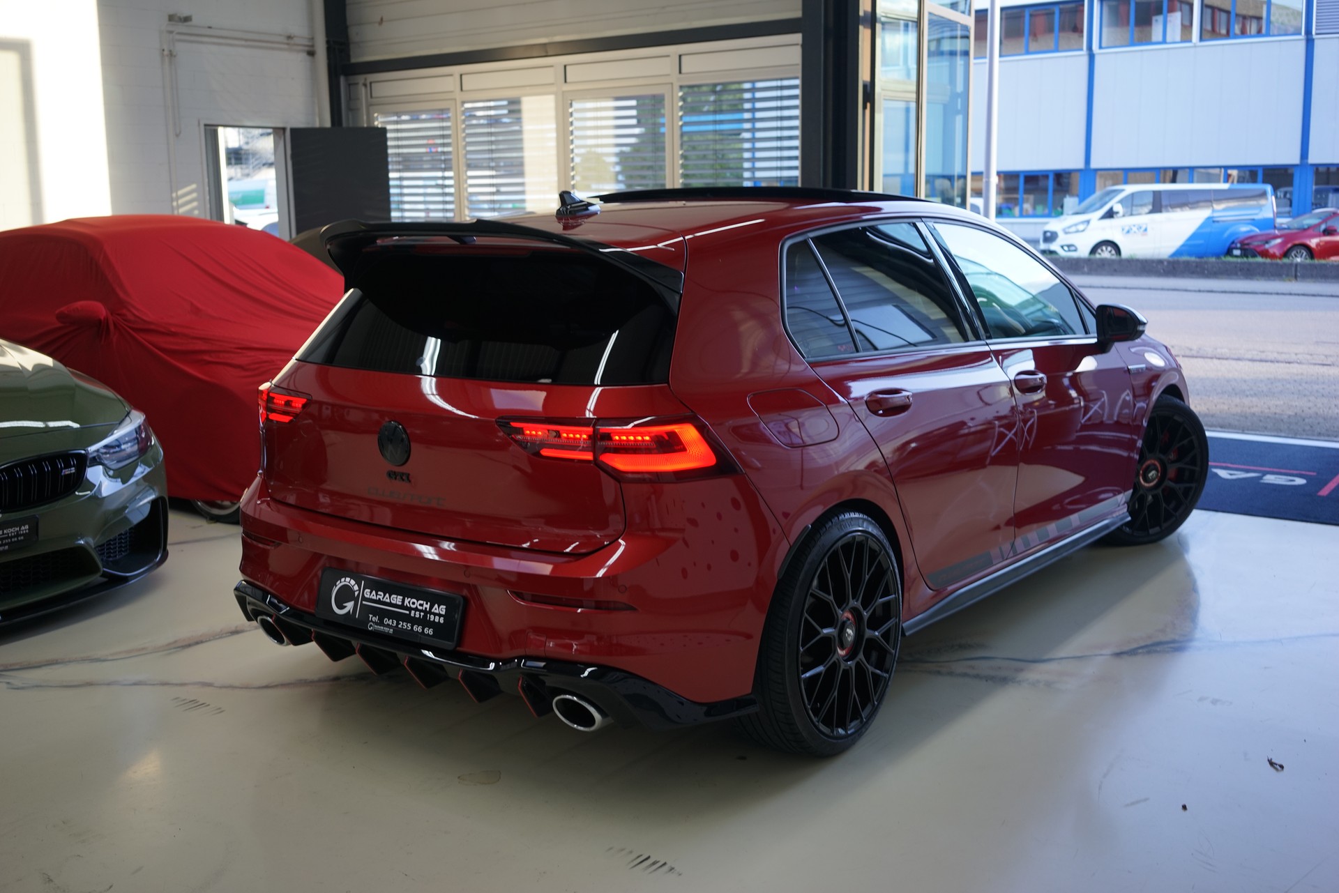 VW Golf 2.0 TSI GTI Clubsport DSG-image-9