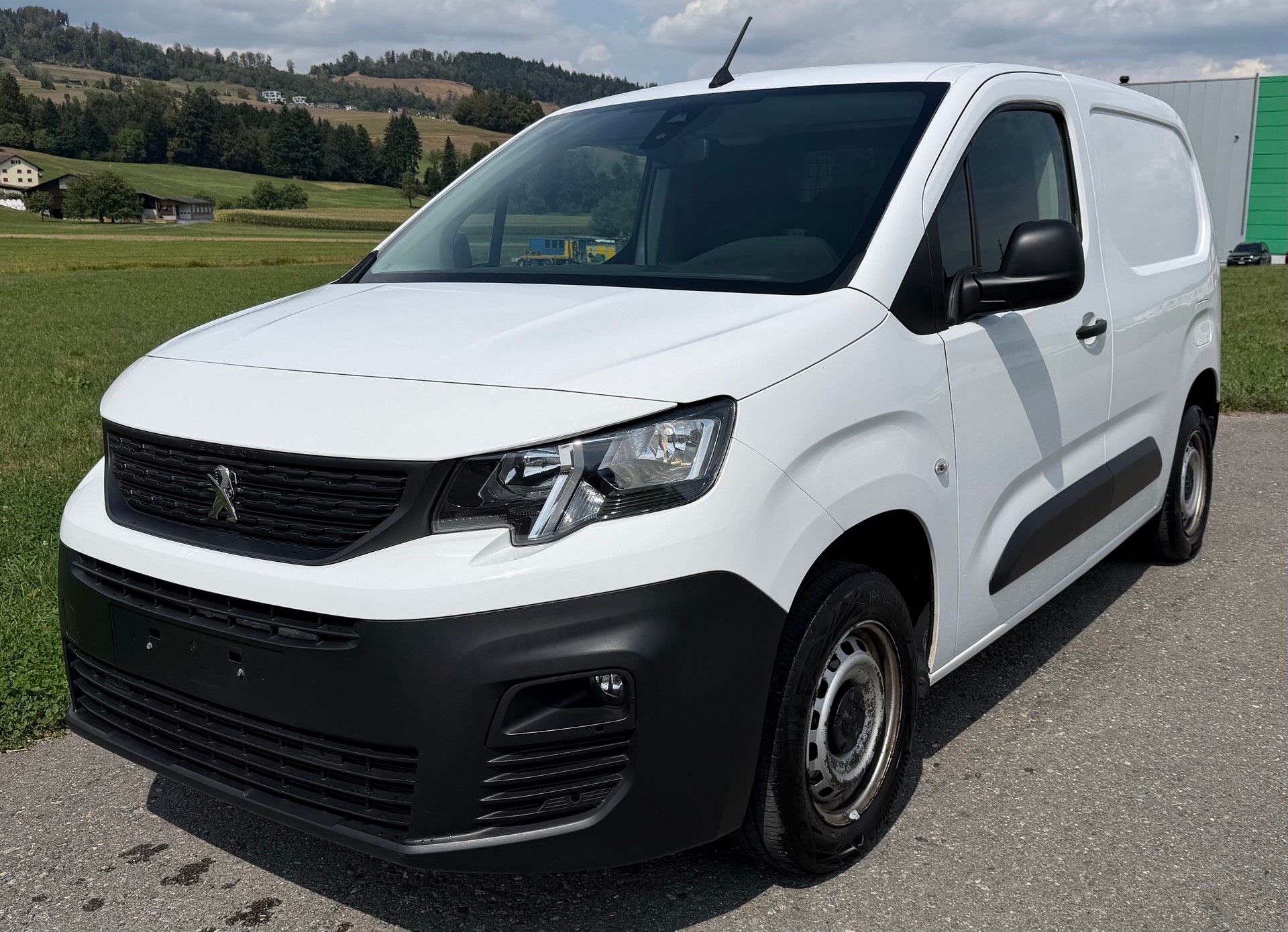 PEUGEOT Partner 1.5 Blue HDi s/s Premium 650kg-image-0