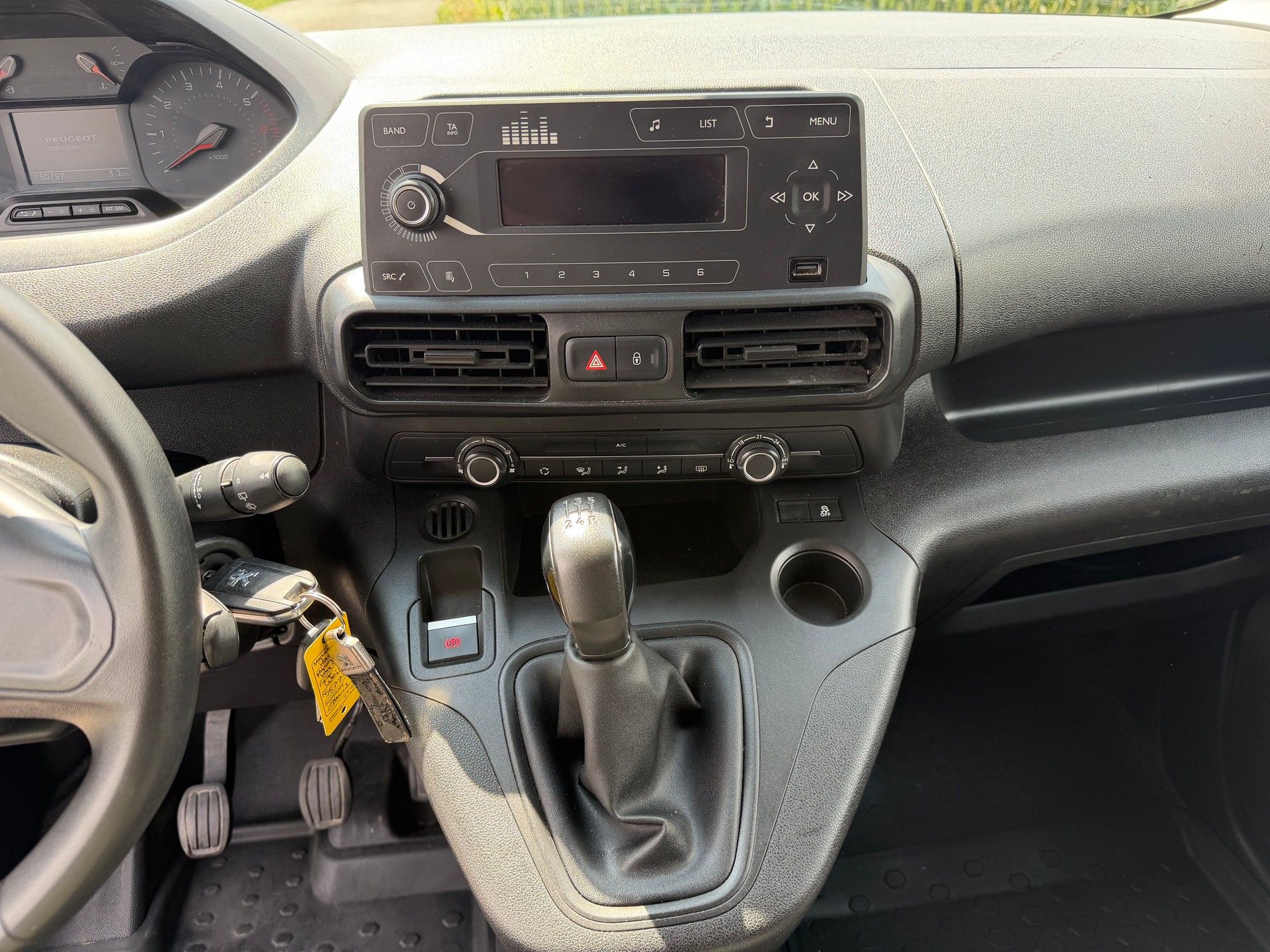 PEUGEOT Partner 1.5 Blue HDi s/s Premium 650kg-image-13