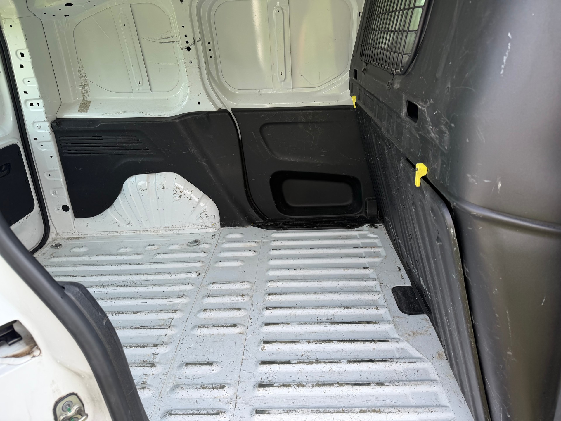 PEUGEOT Partner 1.5 Blue HDi s/s Premium 650kg-image-8