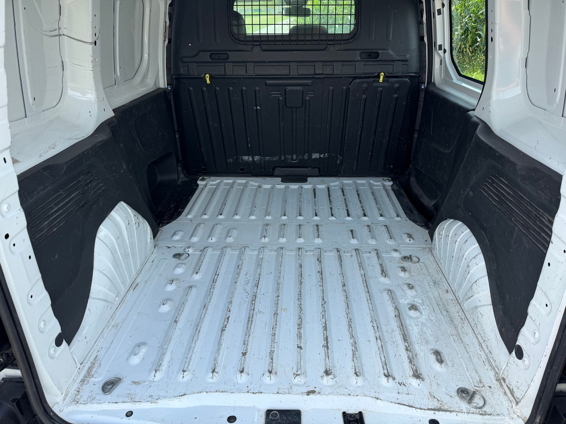 PEUGEOT Partner 1.5 Blue HDi s/s Premium 650kg-image-7