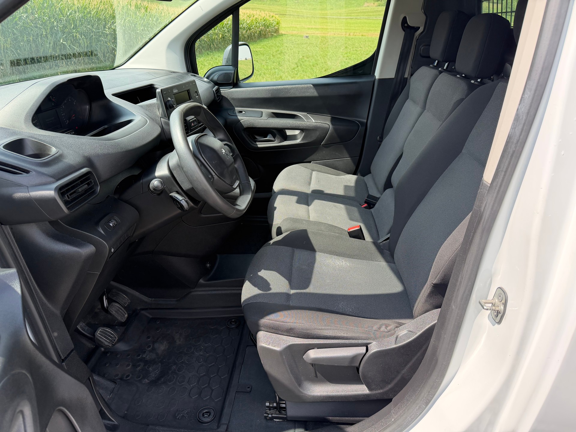 PEUGEOT Partner 1.5 Blue HDi s/s Premium 650kg-image-9