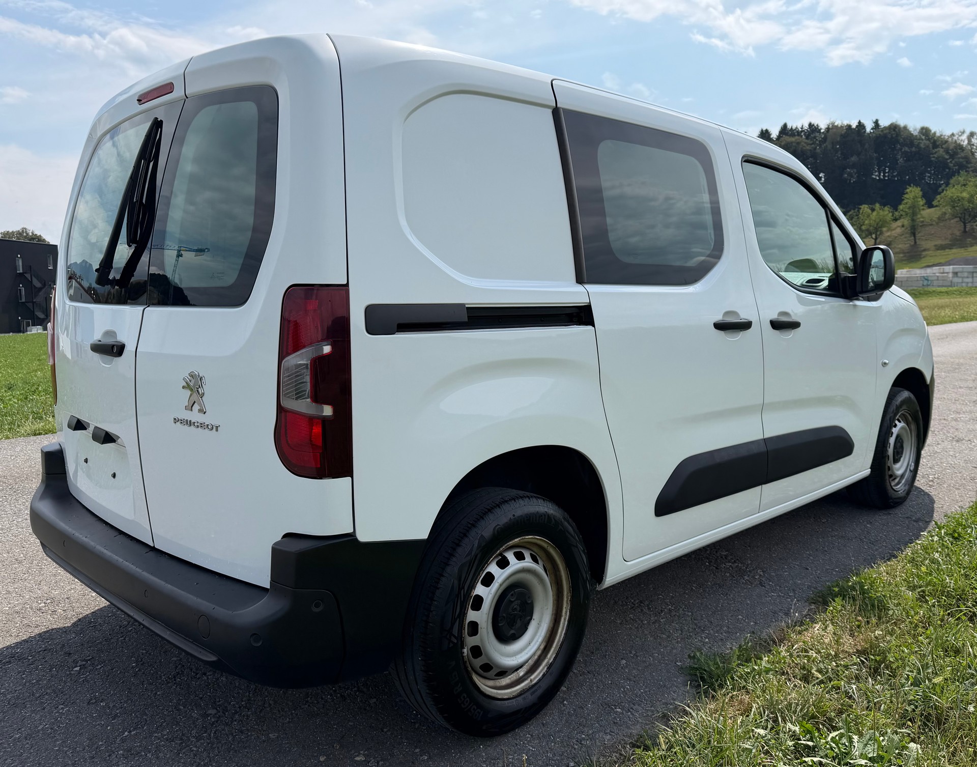 PEUGEOT Partner 1.5 Blue HDi s/s Premium 650kg-image-5
