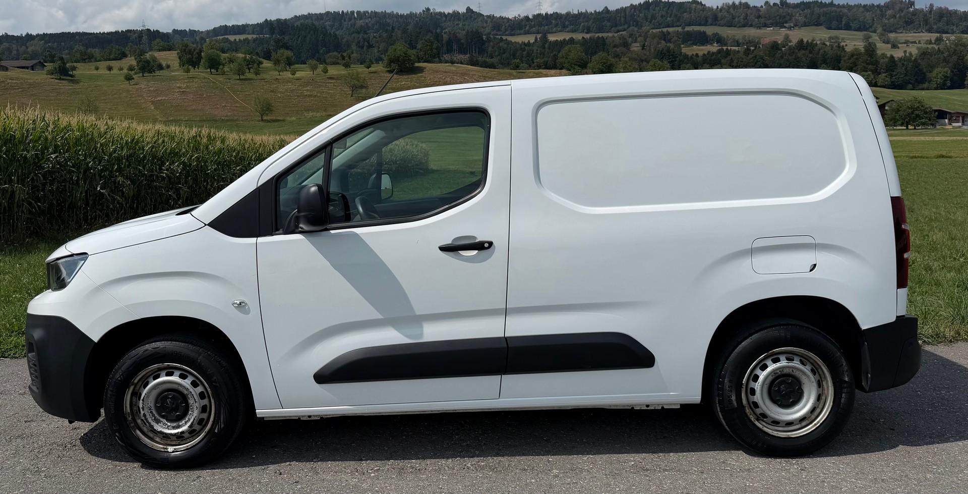 PEUGEOT Partner 1.5 Blue HDi s/s Premium 650kg-image-2