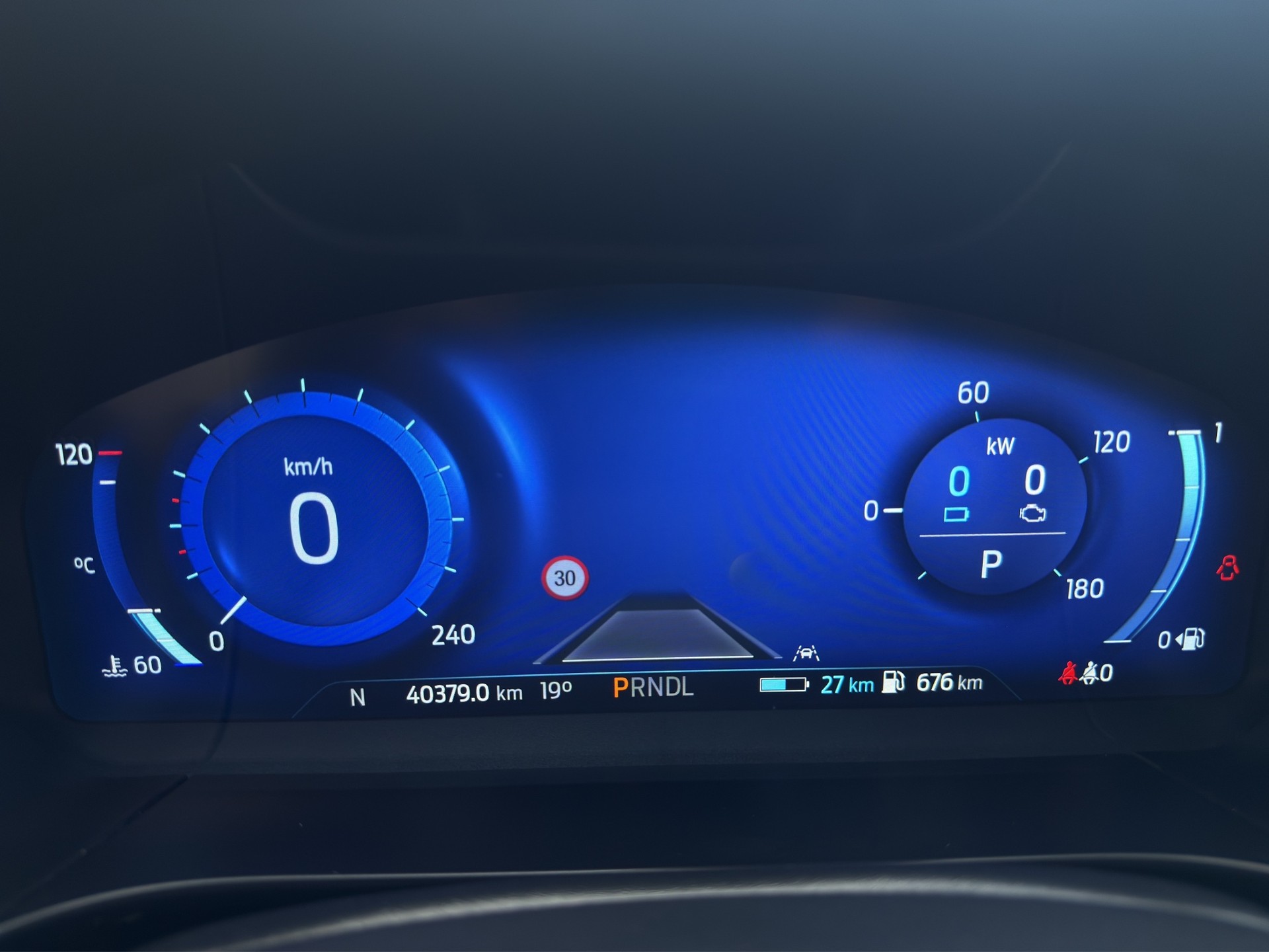 FORD Kuga 2.5 PHEV ST-LineX2WD-image-12