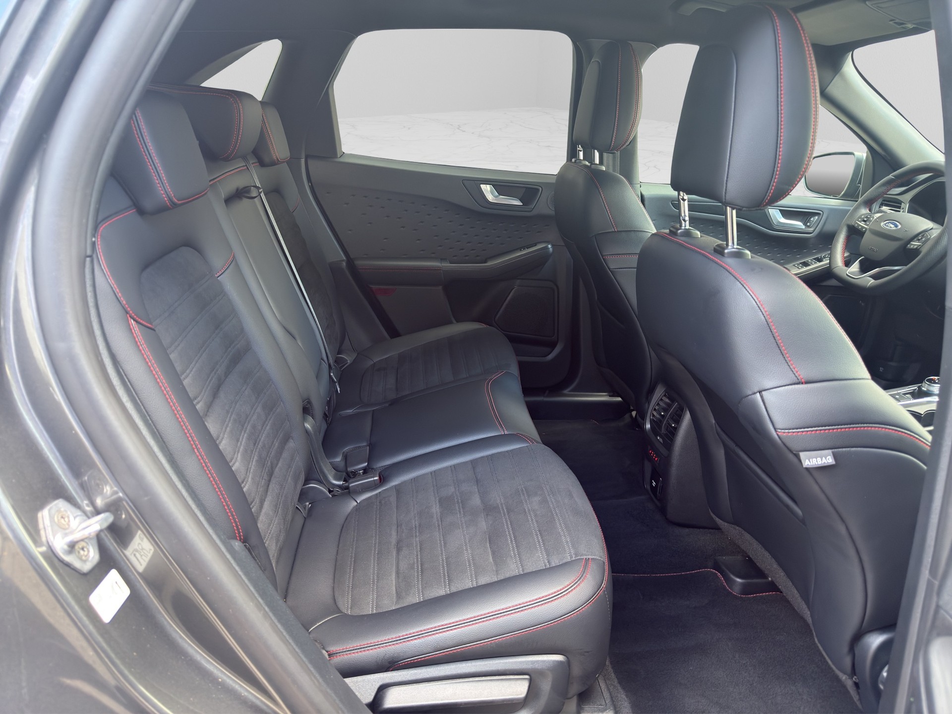 FORD Kuga 2.5 PHEV ST-LineX2WD-image-20