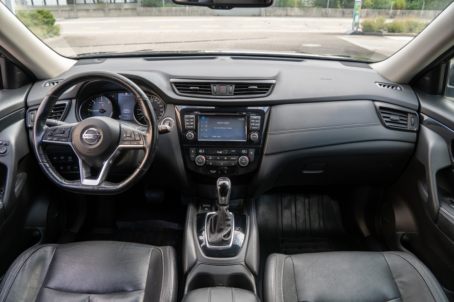 NISSAN X-Trail 1.7 dCi tekna Xtronic CVT ALL-MODE 4x4-image-12