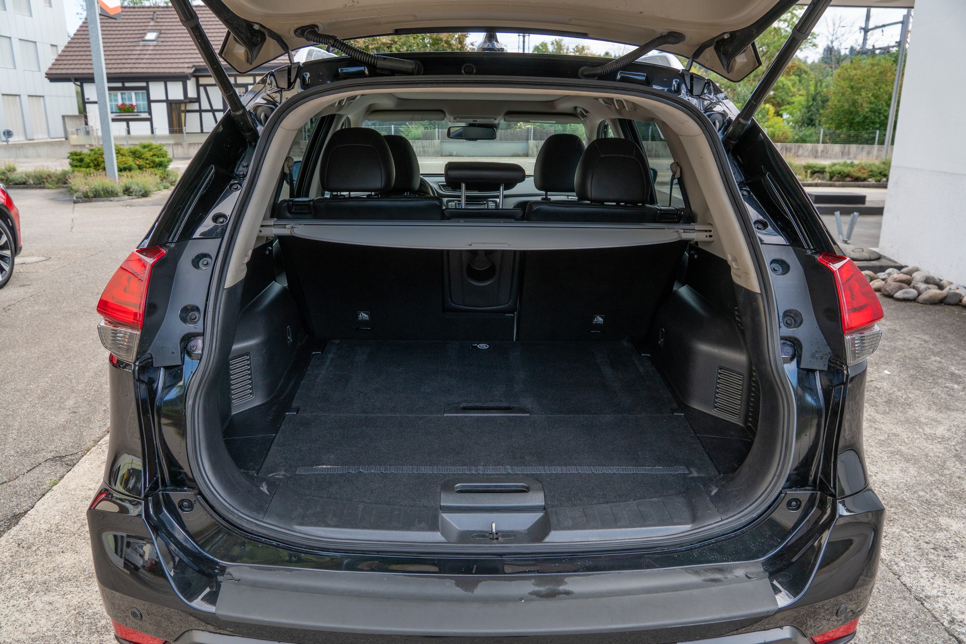 NISSAN X-Trail 1.7 dCi tekna Xtronic CVT ALL-MODE 4x4-image-24